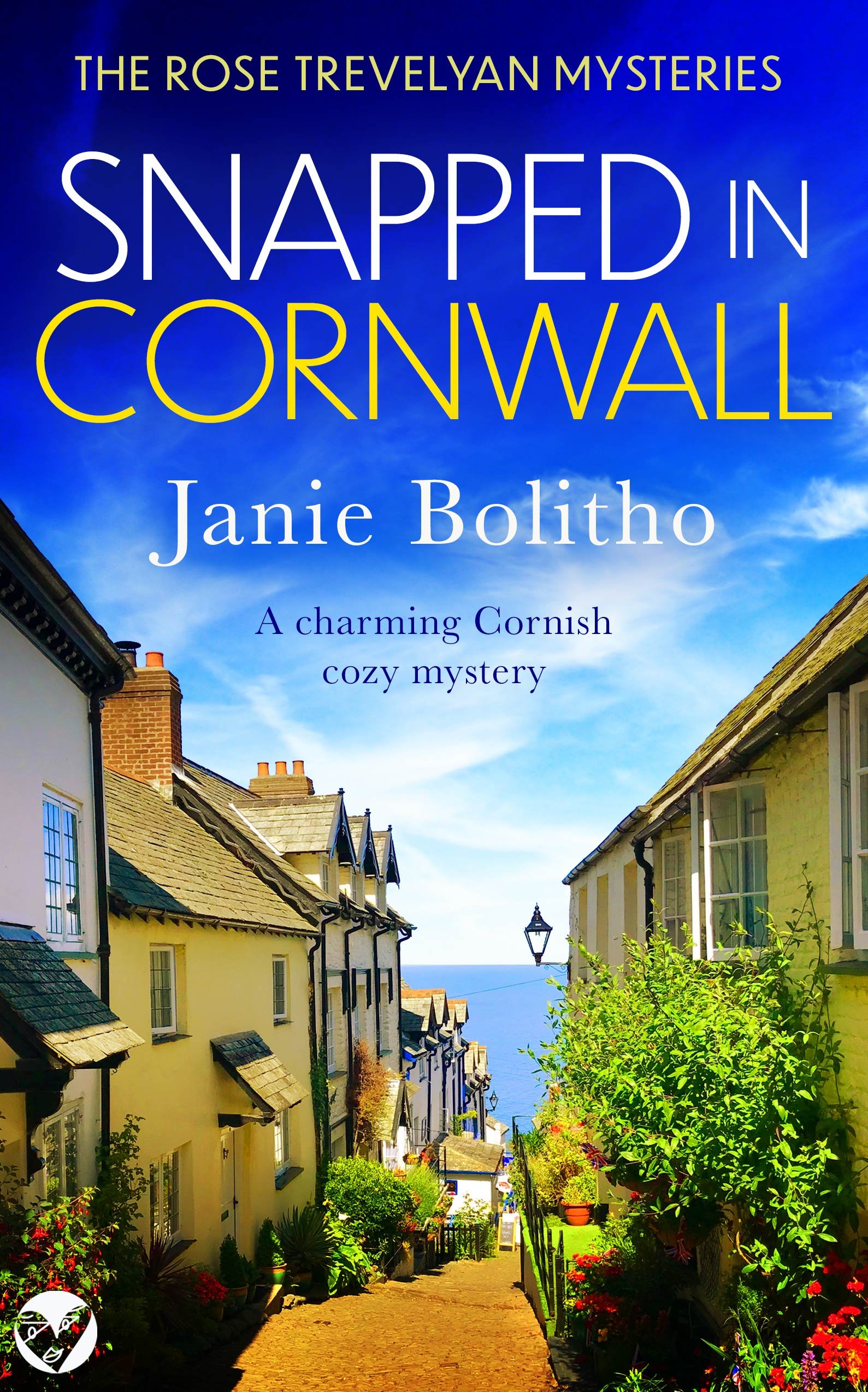 SNAPPED IN CORNWALL Cover publish 631KB.jpg