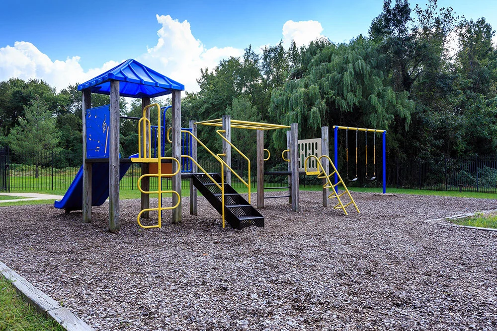 1000px_Holly_Spring_OCT_2013_playground (3).jpg