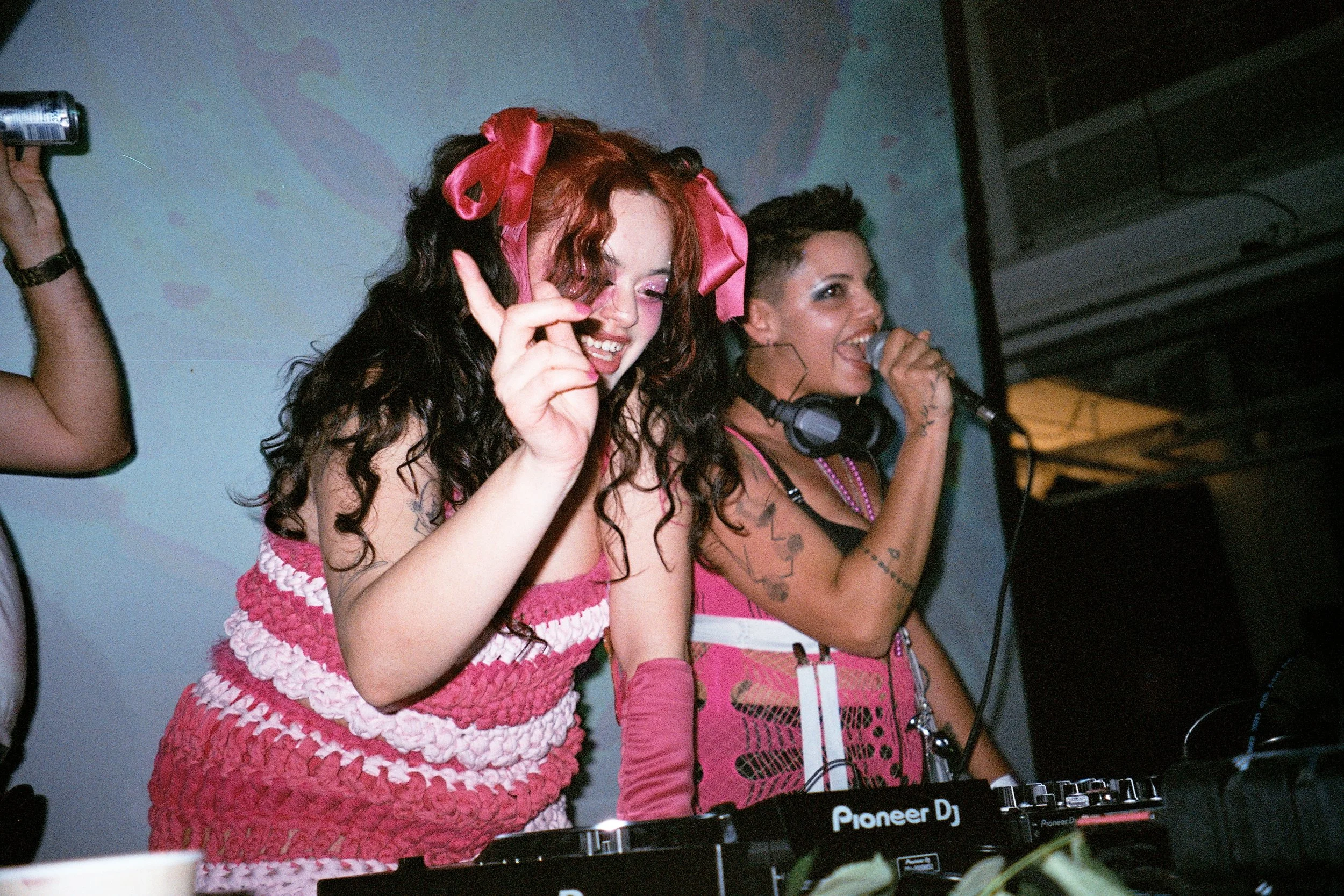 Marara & cigarra, photo credits_ Dylan Huido.jpg