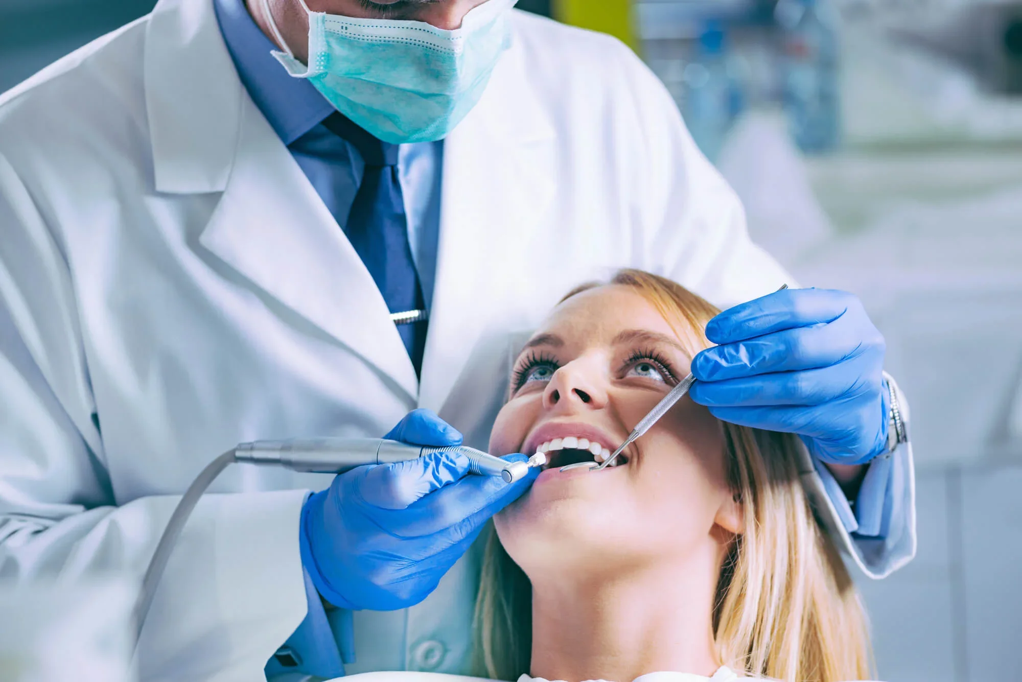 5 Top Reasons to Visit a Dentist Regularly 
