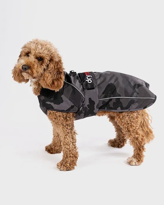 dog-robe-black-camo-1.webp