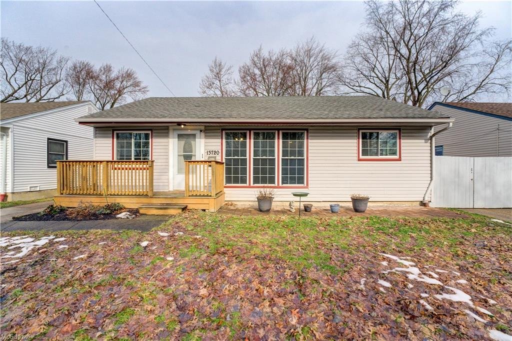 13720 Elsetta Ave - Cleveland