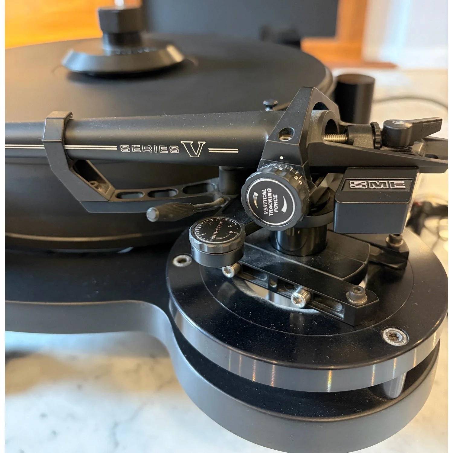 SME Series V Side 4.jpeg