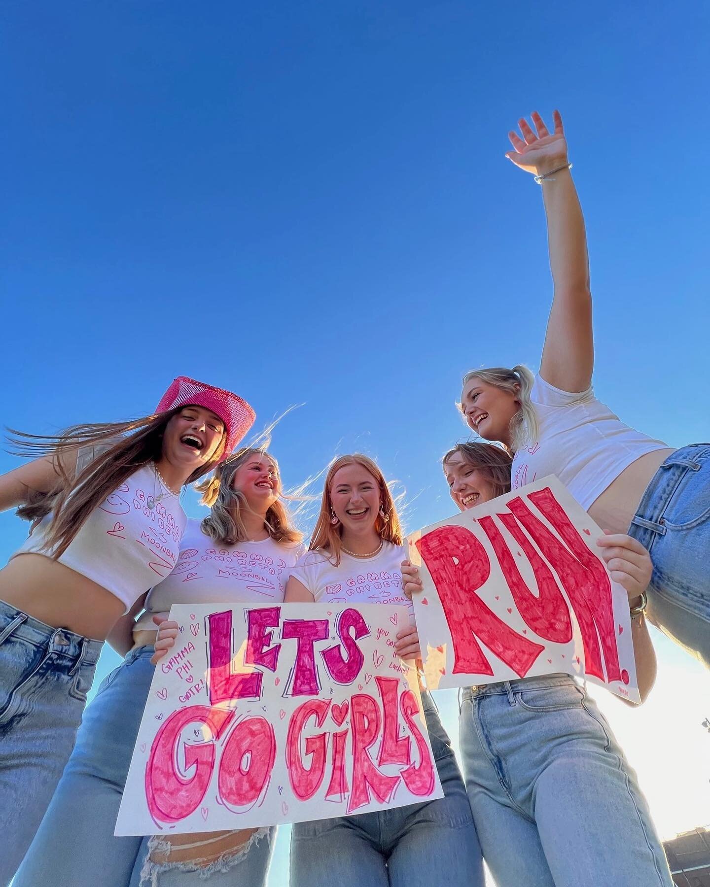 today we&rsquo;re hearing from veronica d. @fsugammaphibeta internal philanthropy chair on how her position has changed her time within gamma phi beta but also within the panhellenic community at fsu!! 🩷🪩

&ldquo;Serving as the philanthropy chair f