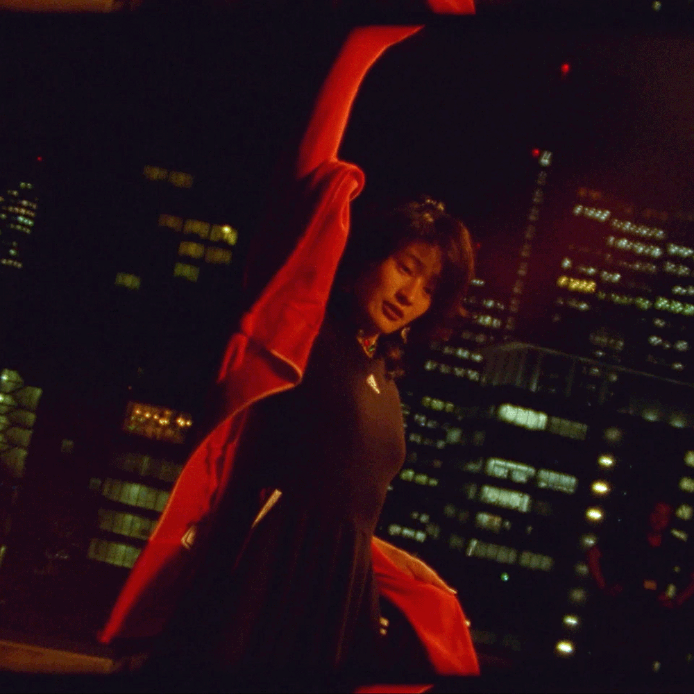 SS20_FOS_Hero_APAC_Masthead_All_Tonalities_Global_1920x1920_60sec-gif.gif