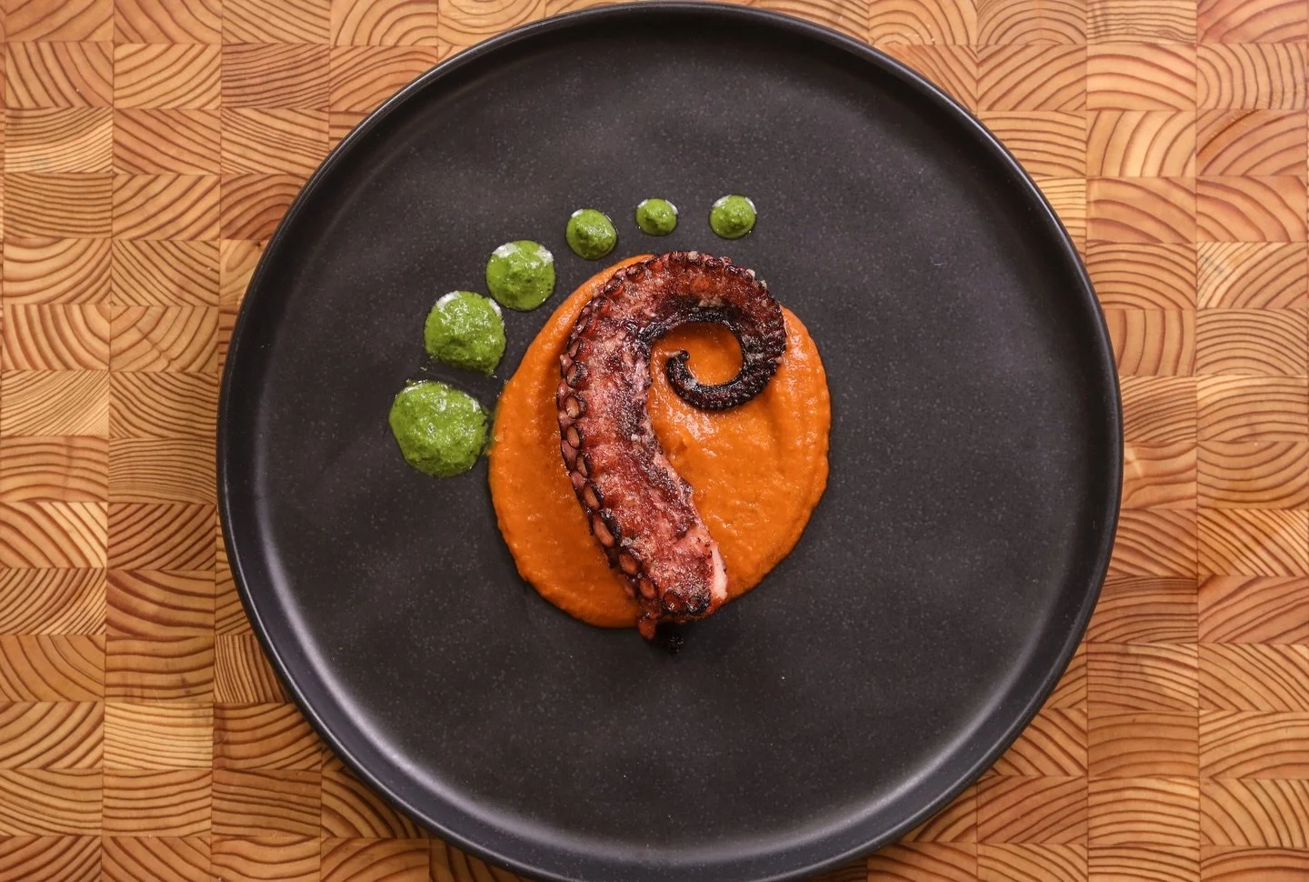 Look familiar? 👀
Stay tuned.
This recipe is making a comeback soon on Substack (my newsletter). Link in bio.