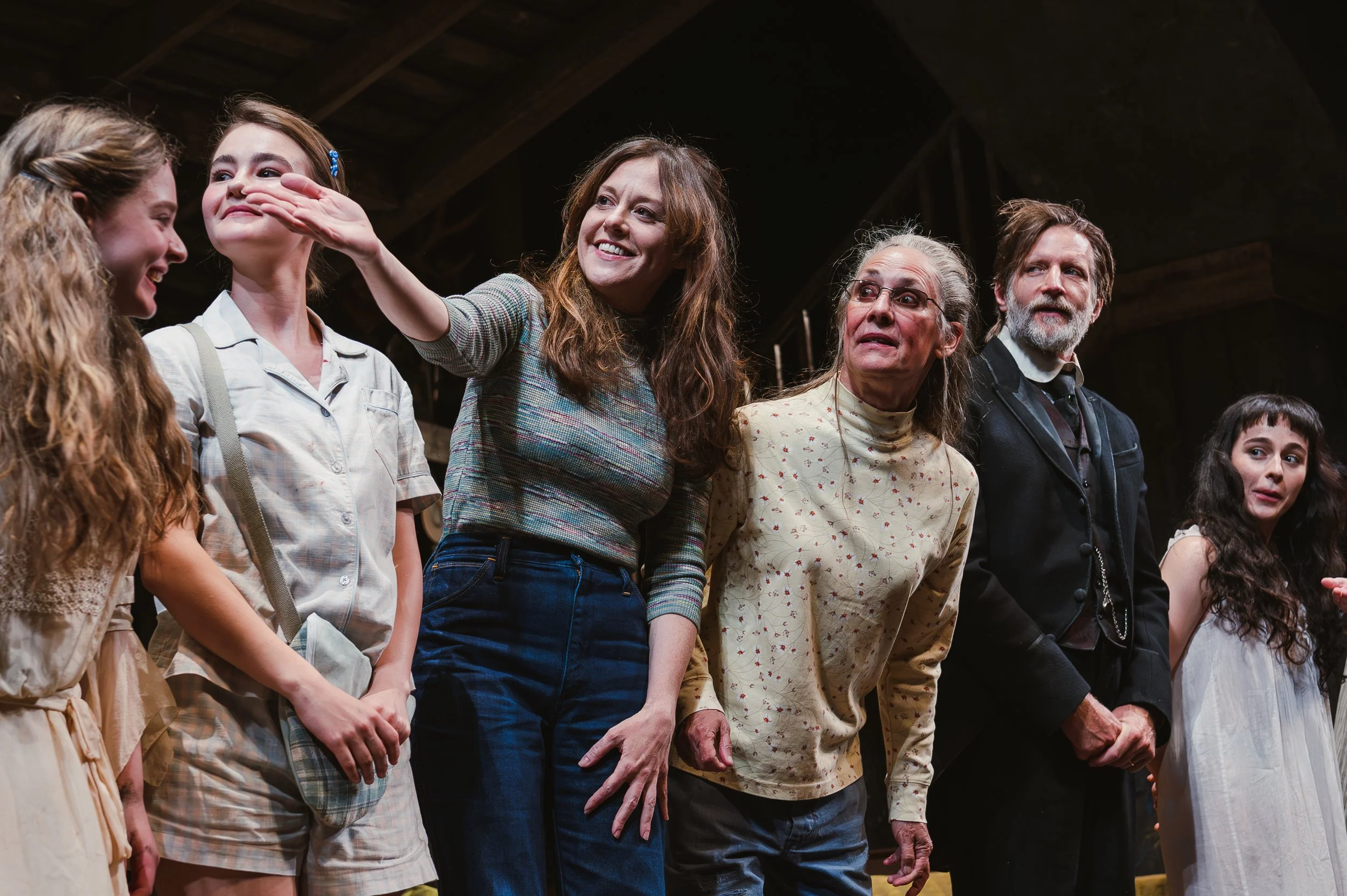 Colby Knipes, Millicent Simmons, Claire Karpen, Laurie Metcalf, Paul Sparks and Sophia Anne Caruso in GREY HOUSE by Levi Holloway