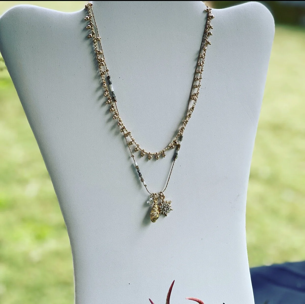 30B63605-A302-48F1-BE4E-695307E83AED