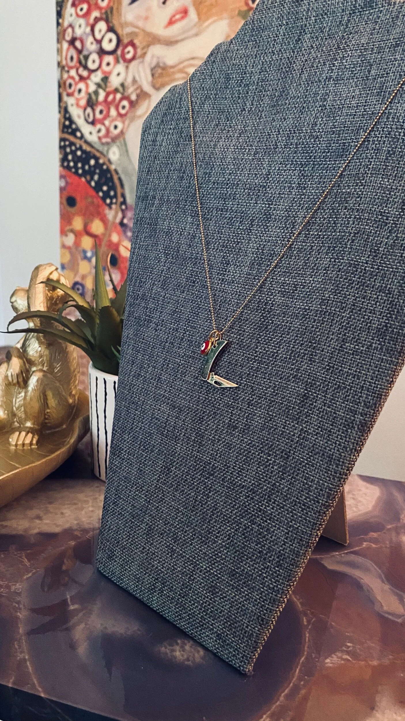 A65F1CA4-DC17-4925-81C0-26A0CE48A9AA