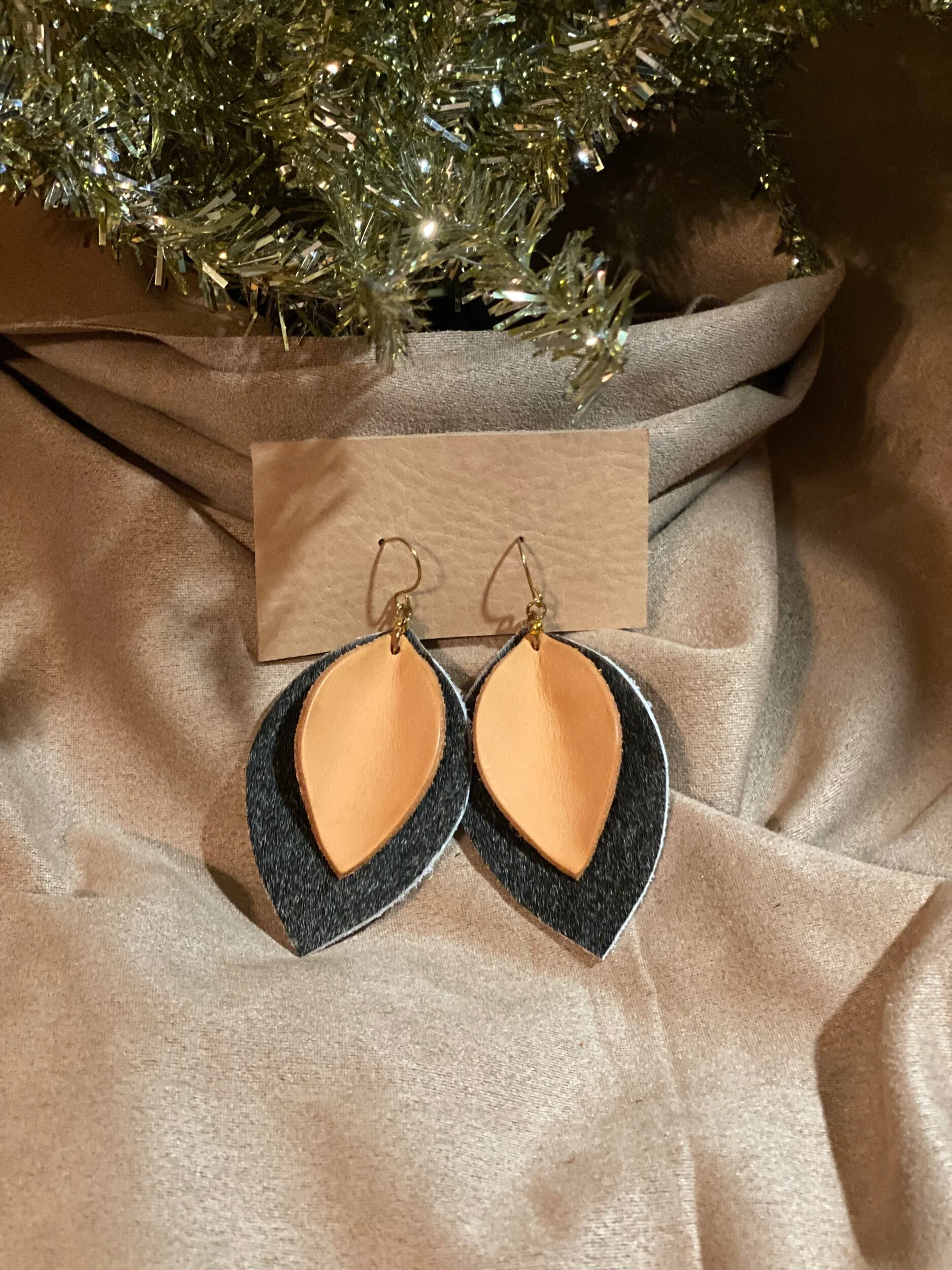 159E2EEA-6CEF-417F-B293-1508775C5D91