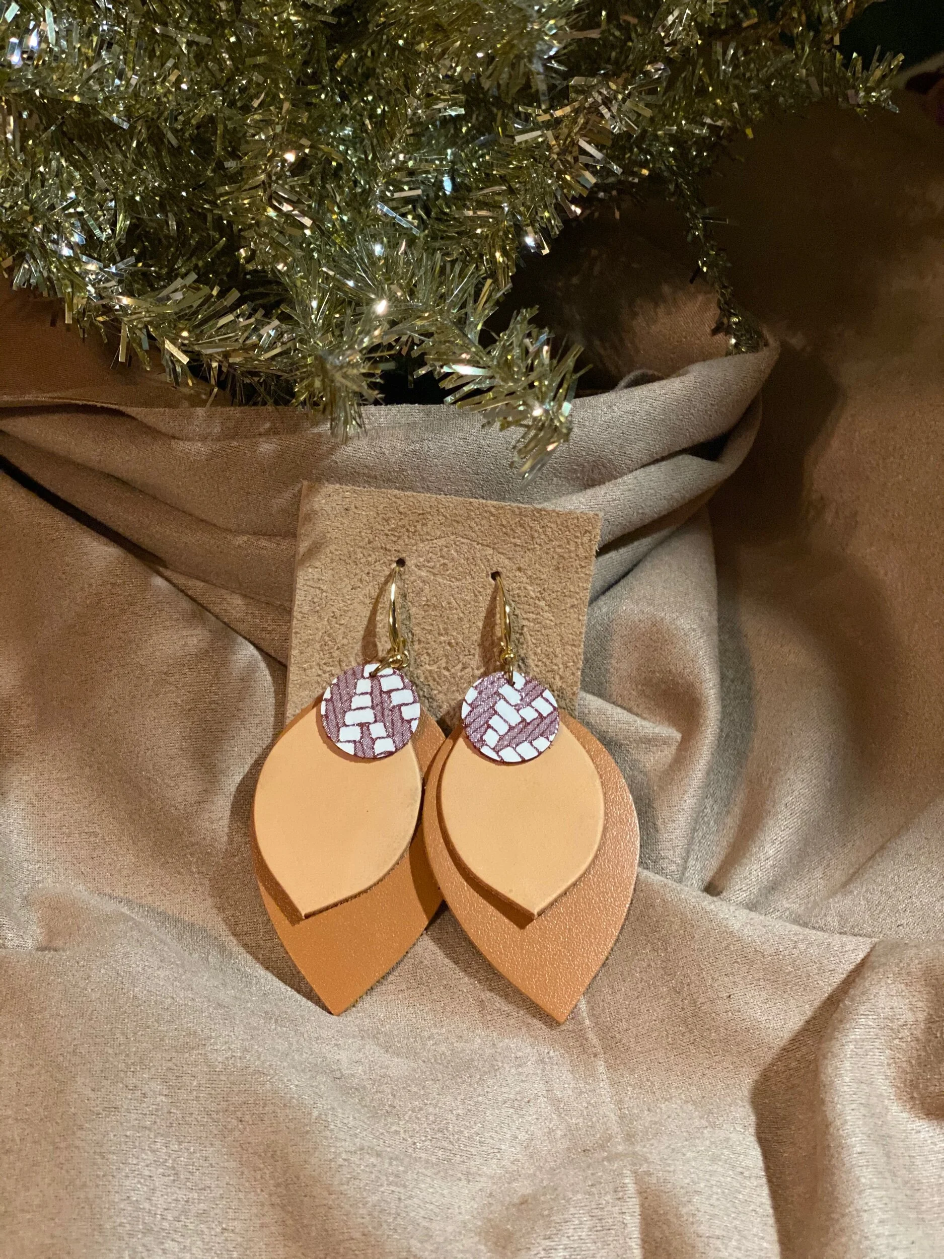 329B2D3E-66C0-4703-B276-3CF3D3F87533