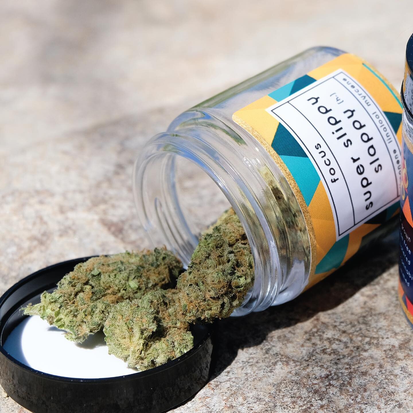 Sunny days + Bud Co, what more do you need ☀️
.
.
.

This product has intoxicating effects and may be habit-forming. Marijuana can impair concentration, coordination, and judgment. Do not operate a vehicle or machinery under the influence of this dru