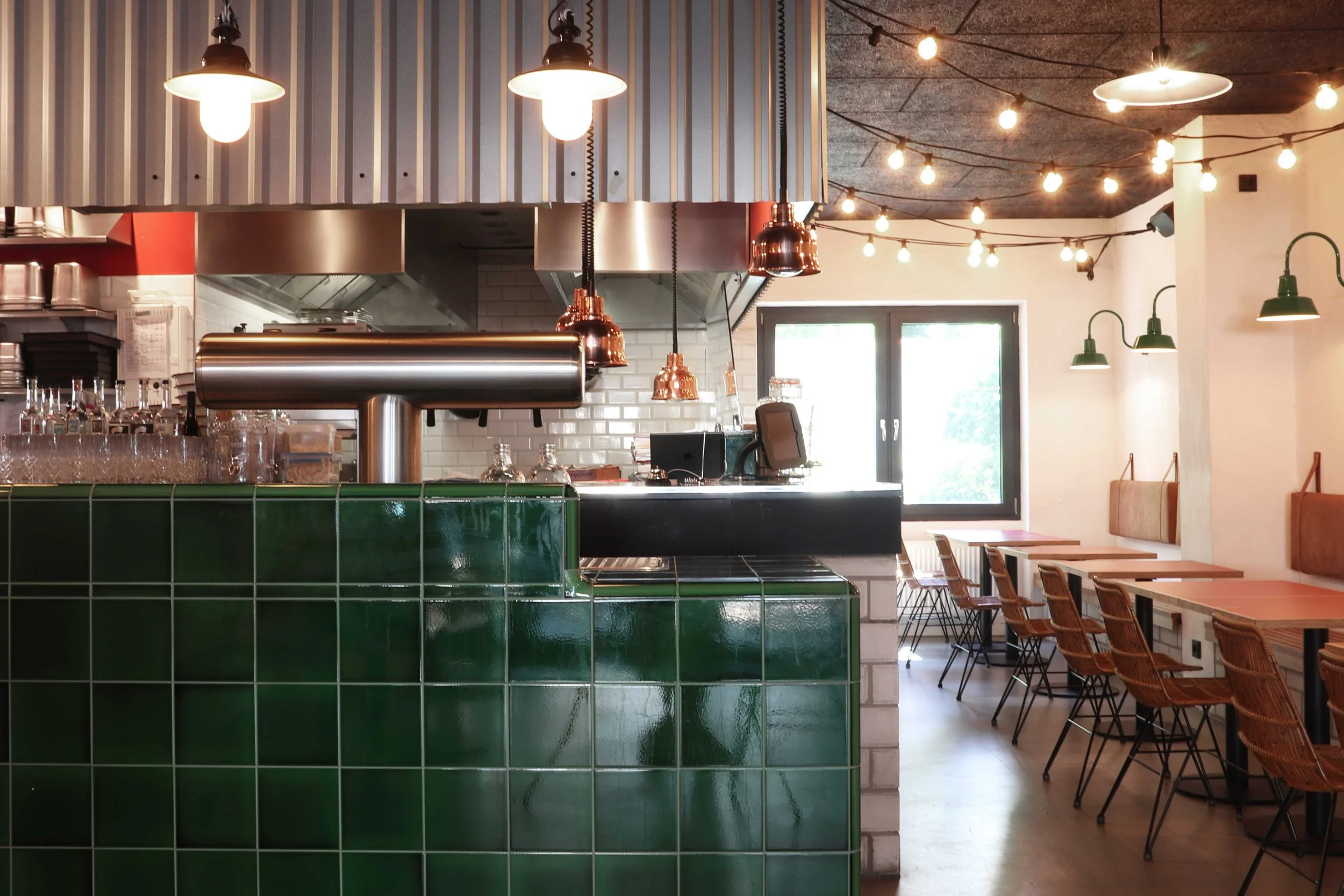 Gefliester Tresen; Golem Fliesen; Service-Counter; Innenarchitektur Gastronomie Mexikostrasse Taqueria Hamburg