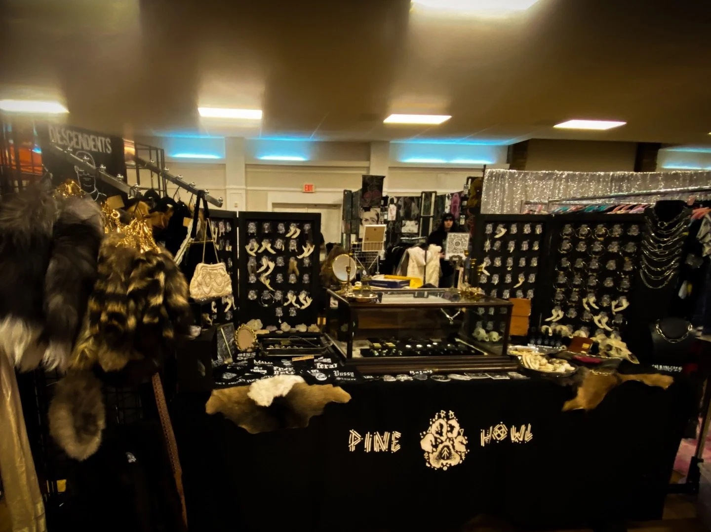 My first @se_punk_flea_market of the year!! I&rsquo;m set up in Greensboro til 7, then tomorrow I&rsquo;ll be in Charlotte. 🖤

#southeastpunkfleamarket #sepfm #punkflea #punk #punkrockfleamarket