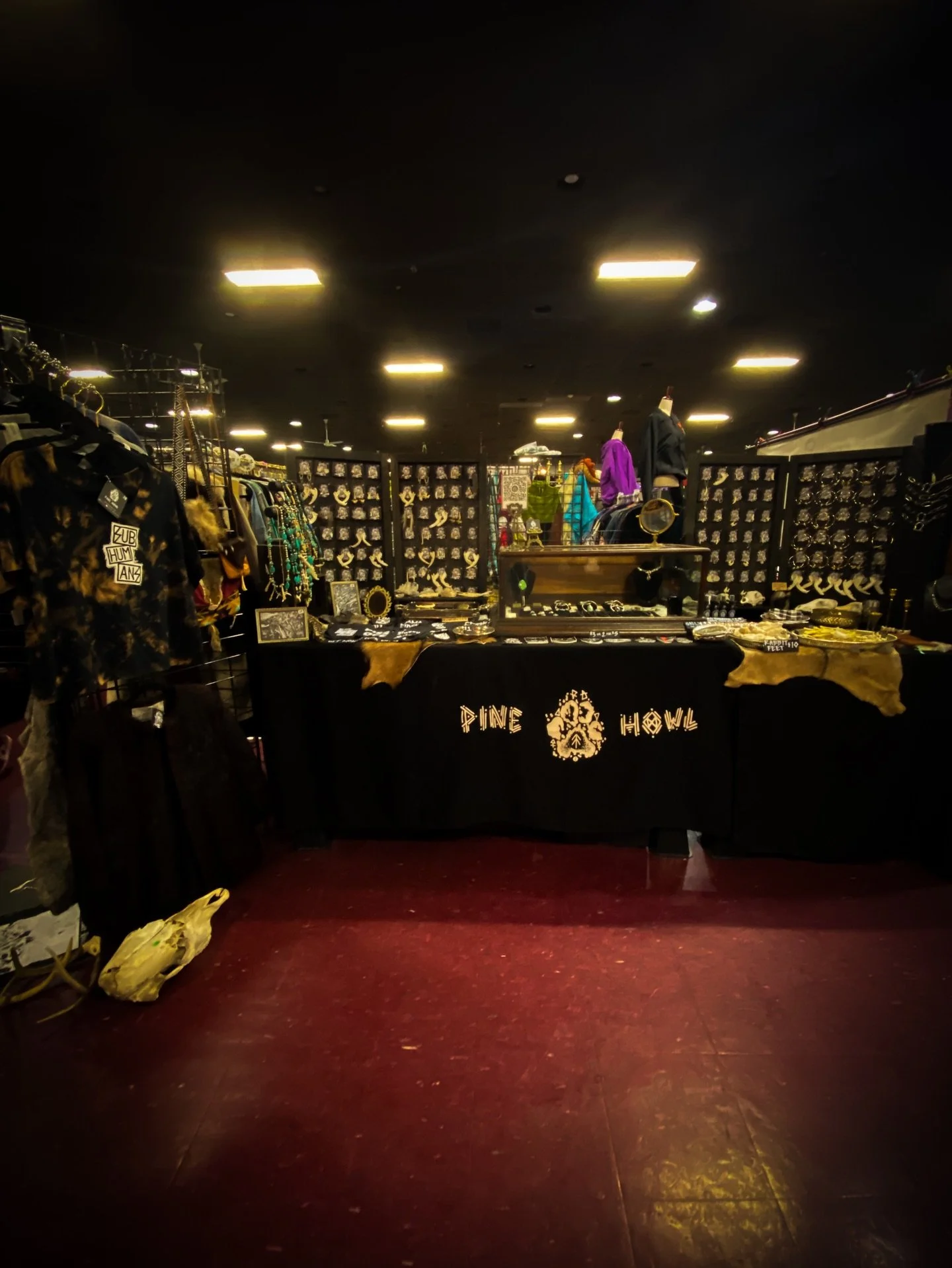 Greenville @se_punk_flea_market all weekend 11-7! 🖤

#sepfm #southeastpunkfleamarket #punkfleamarket #punx #punk