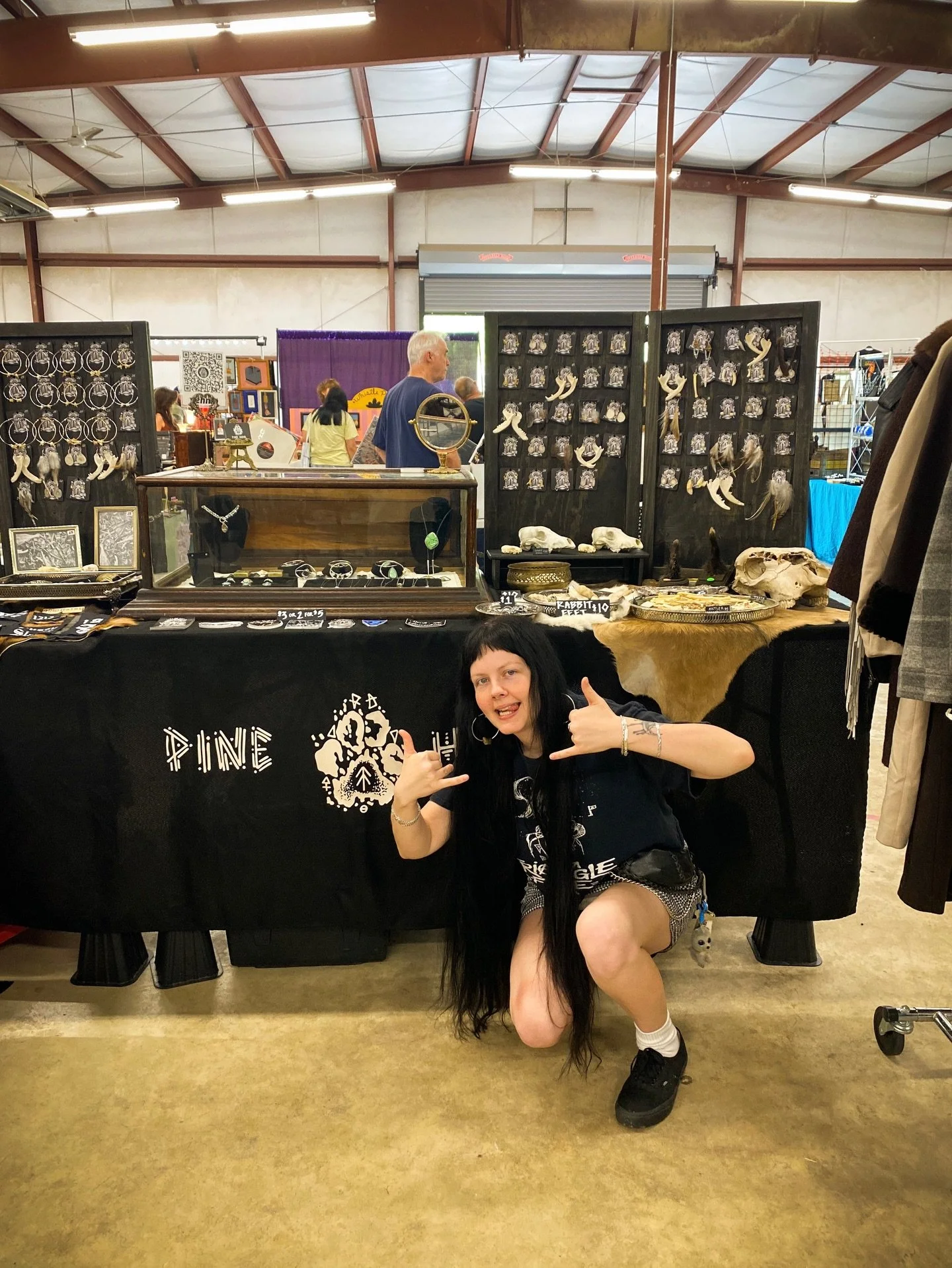 Catch me at the @se_punk_flea_market in Atlanta this weekend! See ya punks soon. 🖤

#atlanta #sepfm #southeastpunkfleamarket #punkfleamarket #punkflea