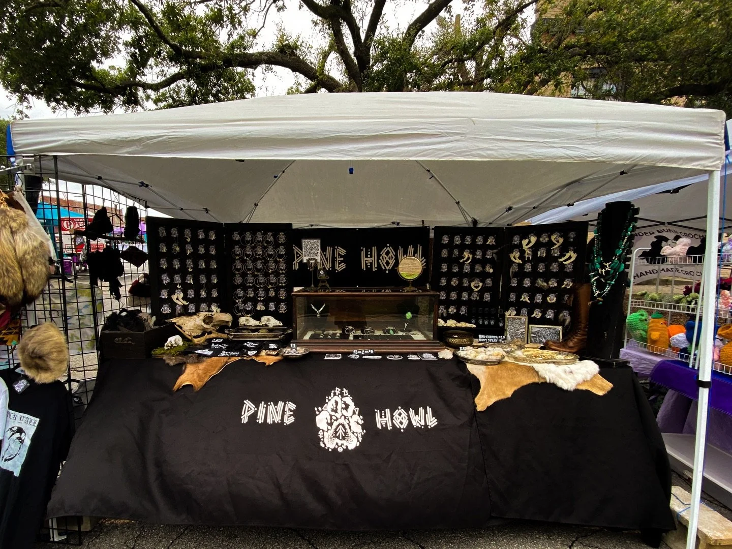 Thank you to everyone who stopped by my booth at @yallmartsc yesterday! It was such a good day to be outside with y&rsquo;all - I always love seeing everyone&rsquo;s beautiful faces and creative outfits, and of course meeting new folks and getting to