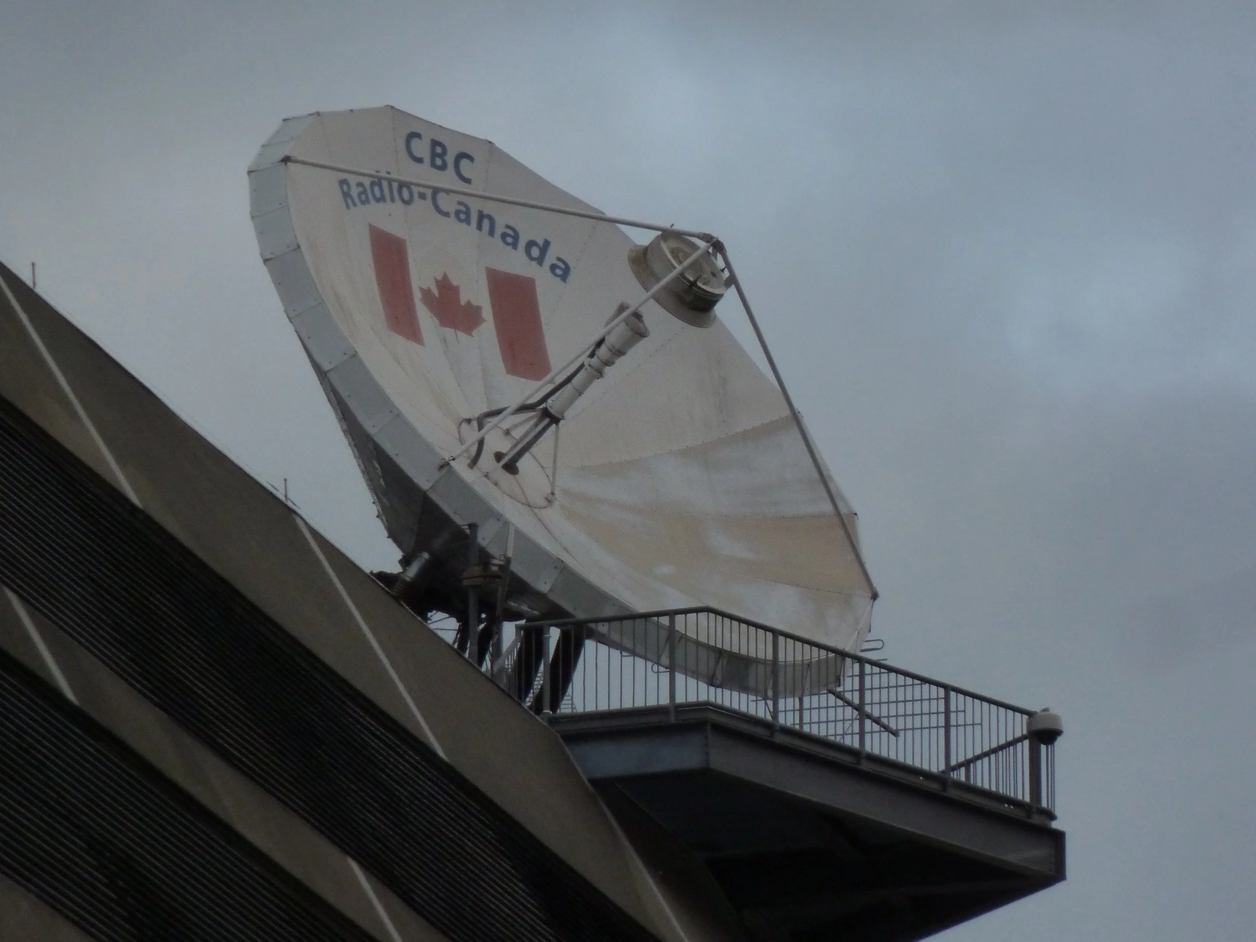Une majorité de Canadiens veut préserver CBC/Radio-Canada