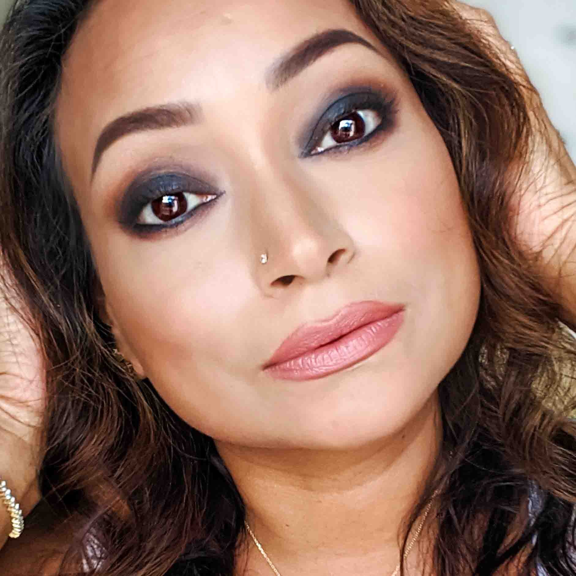 Easy Smokey Eye Using 4 Eyeshadows