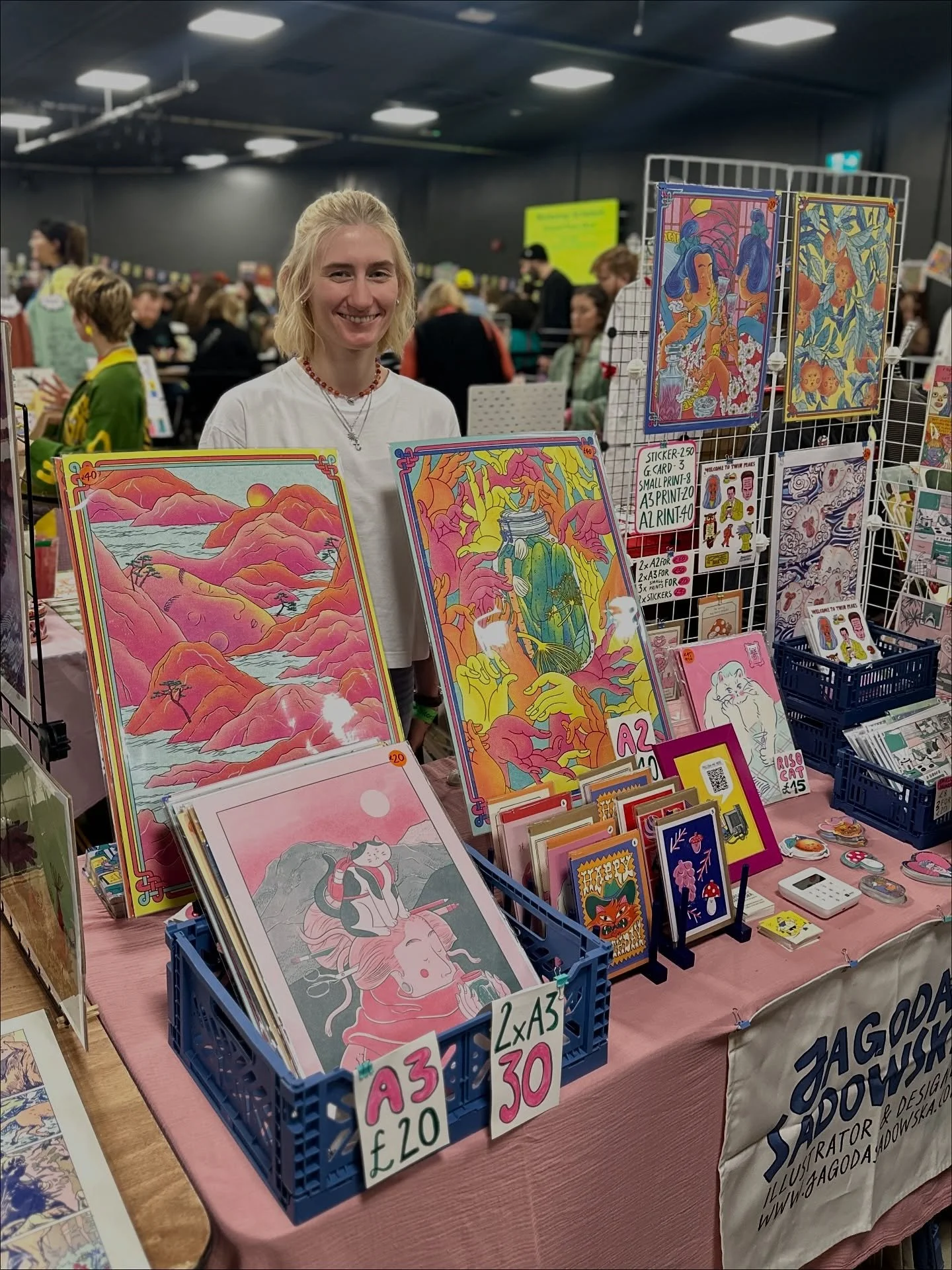 Here at @wearebif with my shiny forehead, come say hi! ❤️

#brightonillustrationfestival #printfair #illustration