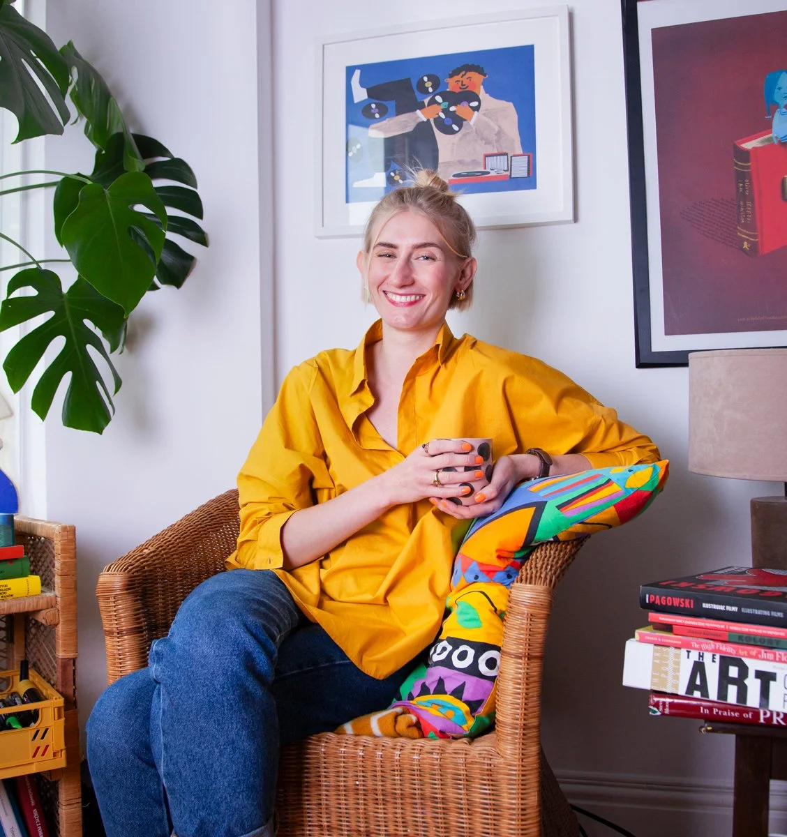 Jagoda Sadowska is a Glasgow based illustrator, designer, and facilitator whose practice is rooted in curiosity and storytelling. My work blends colour, texture, and playfulness.
