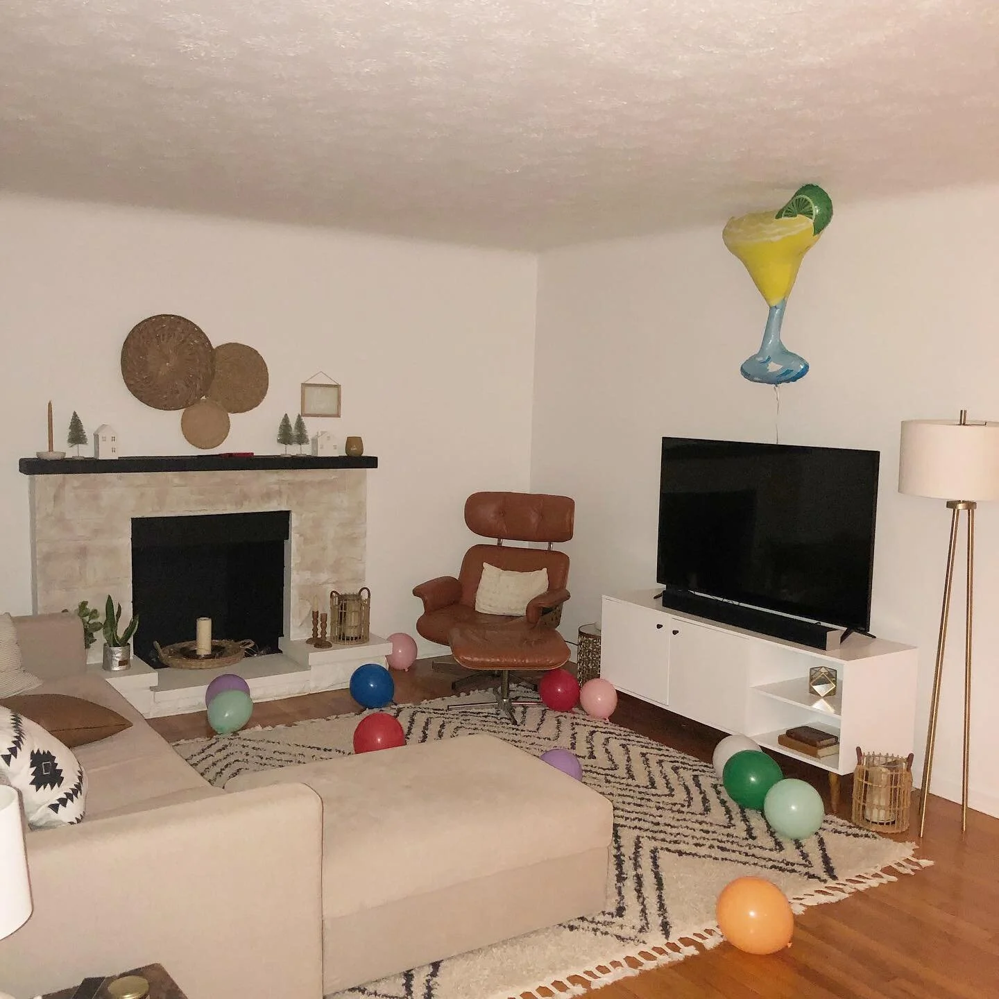 When your friends throw you a surprise M.A. graduation party with tacos, scotch, s&rsquo;mores and all. I mean, I am blessed 🎈