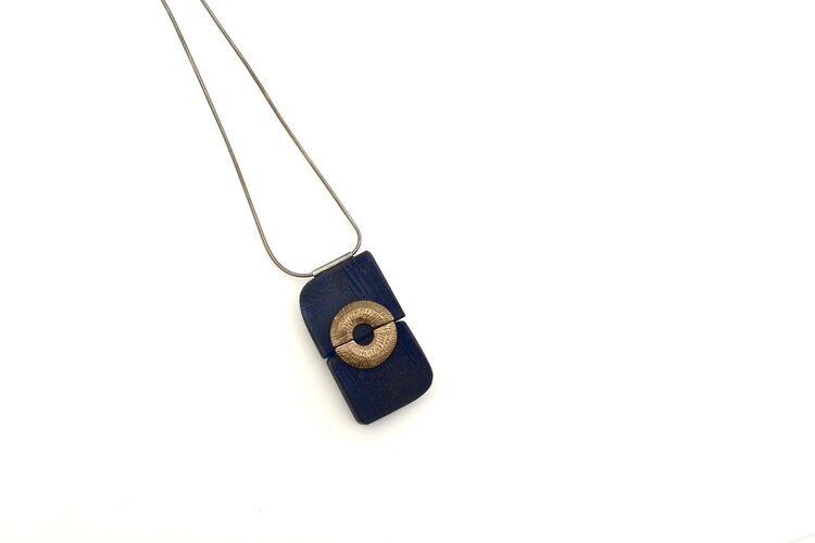Small+Dhà+Pendant+#1.jpeg