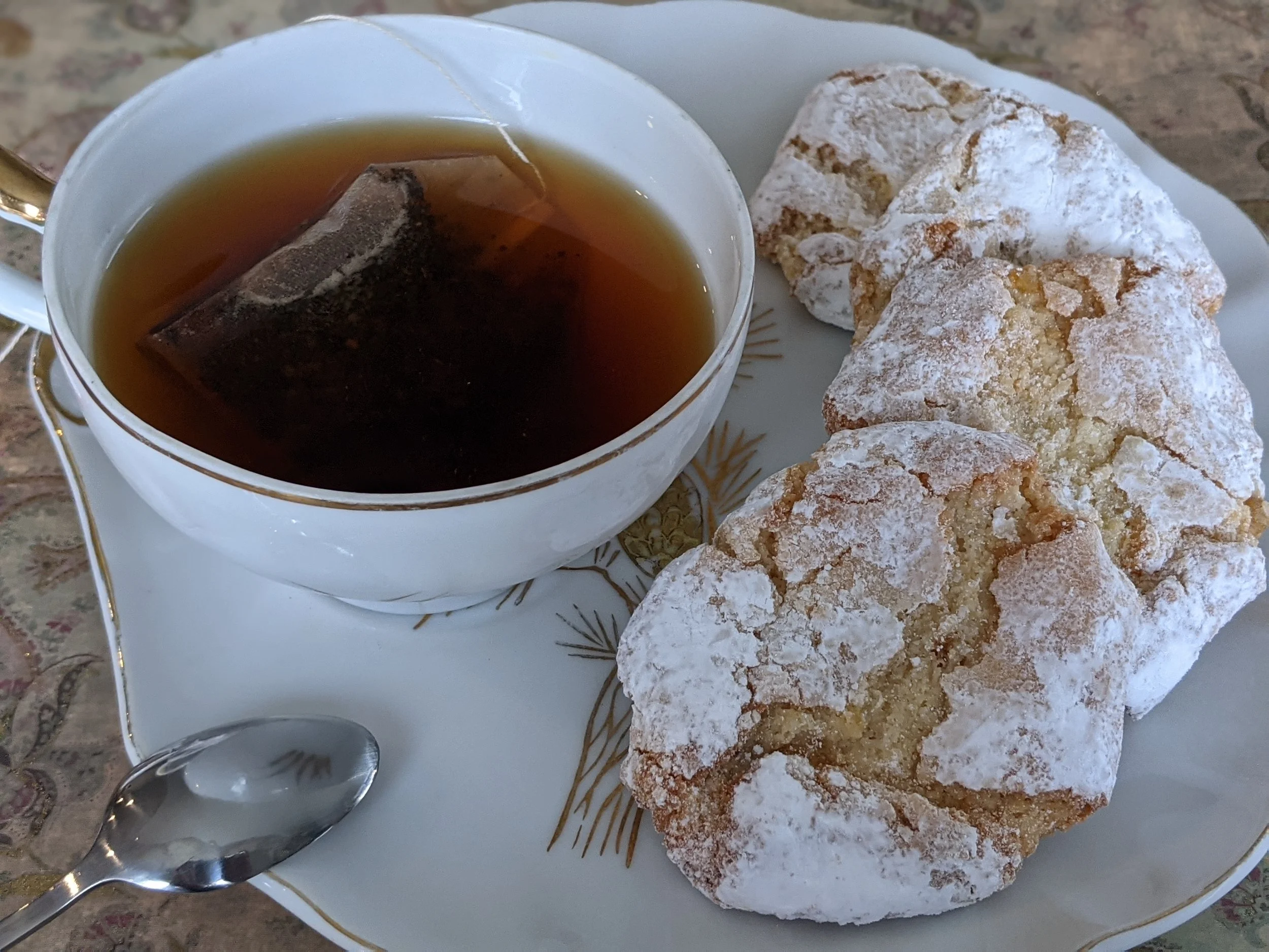 Tea in the Land of Espresso — L' Arte della Pasticceria