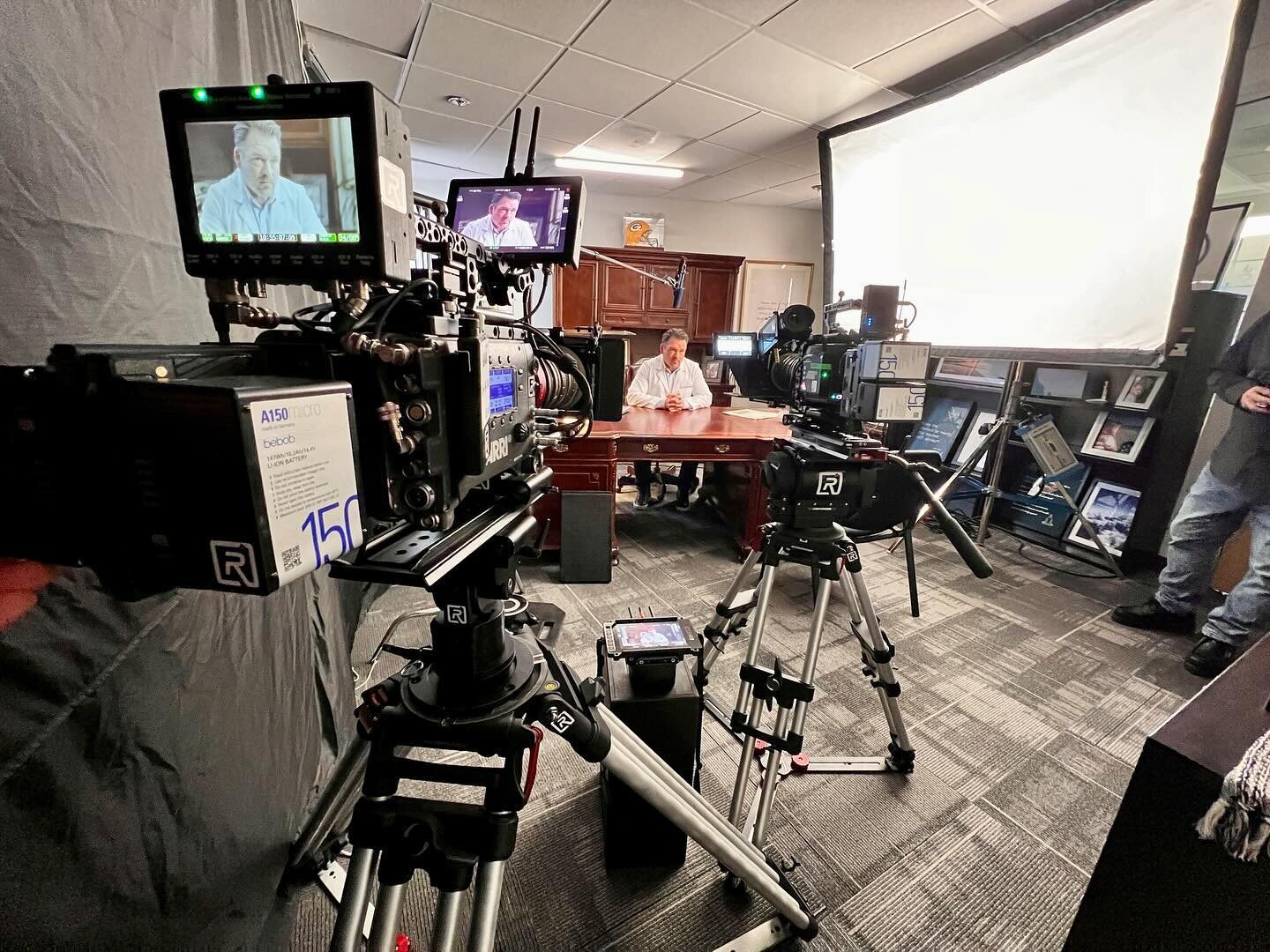Moving fast today.
.
.
.
.
#director #advertising #adagency #commercial #production #adlife #setlife #thisisadvertising #onset #agencylife #film #filmmaking #marketing #creative #commercialdirector #cinematography #cinematographer #video #photo #prod