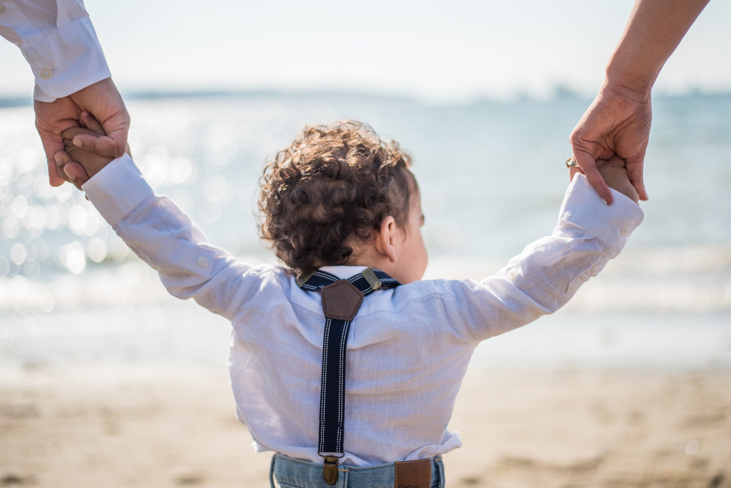 Family beach and picnic photoshoot