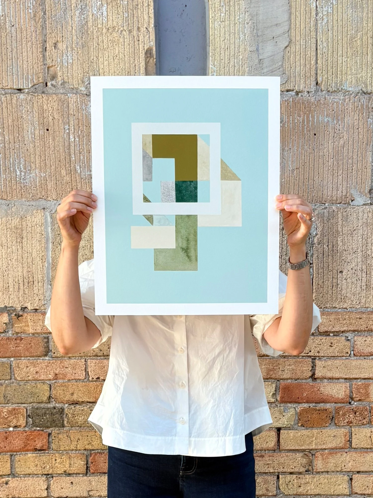 Rento Talvi 02_Model Holding 1_2000.jpg