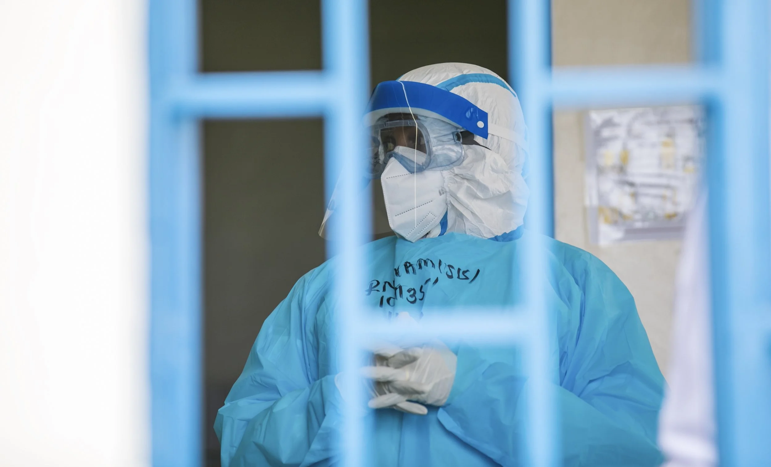 BUNGLING EBOLA&nbsp;