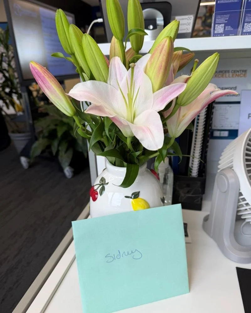 A thoughtful surprise for Sidney Connor💐

Thank you to Carla from Intuitive Training for the beautiful flowers, shared in appreciation during day two of their specialist first aid training.

RCOE is proud to be the training venue of choice for Intui