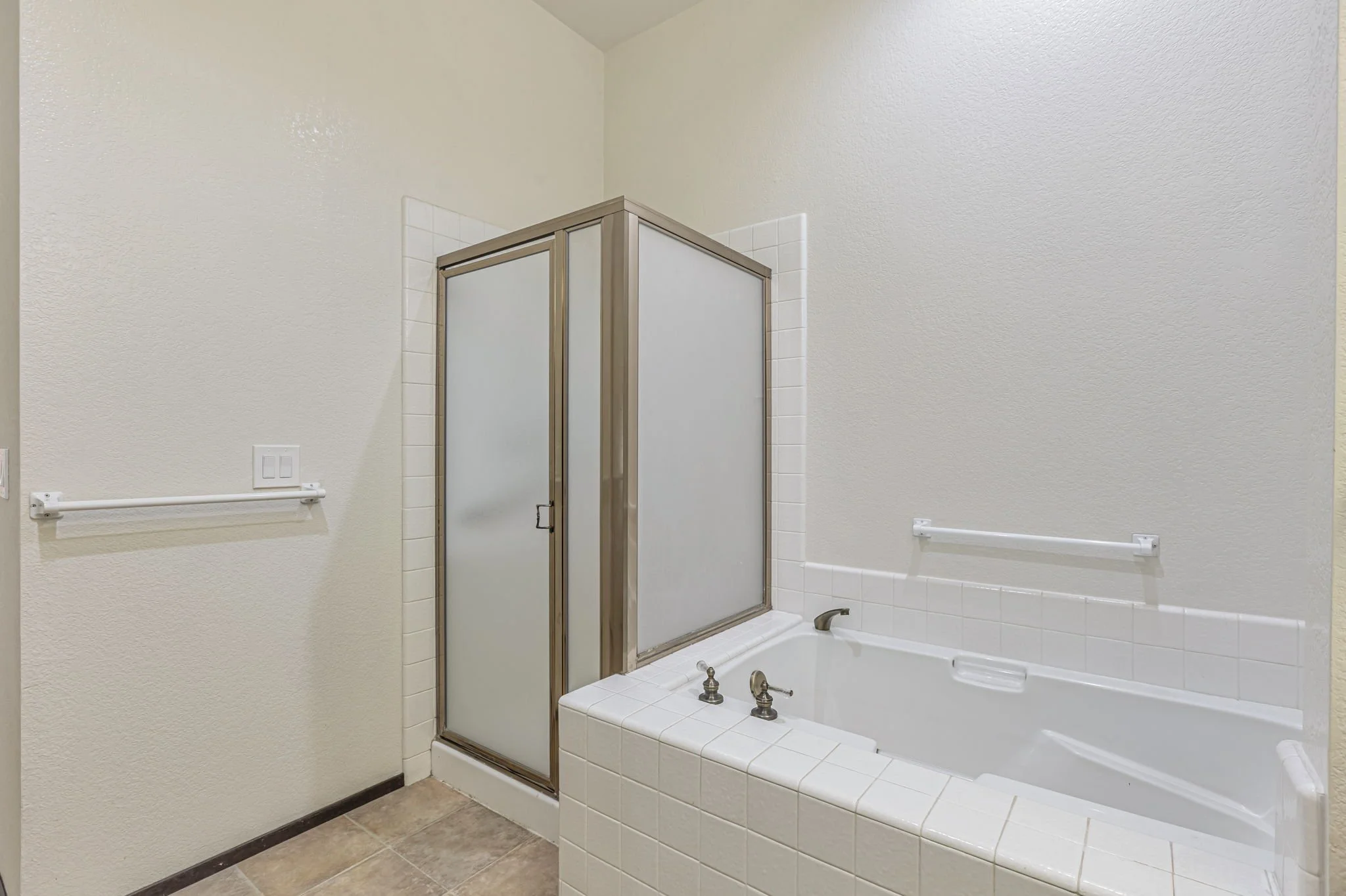 35-web-or-mls-7510-deveron-ct.jpg