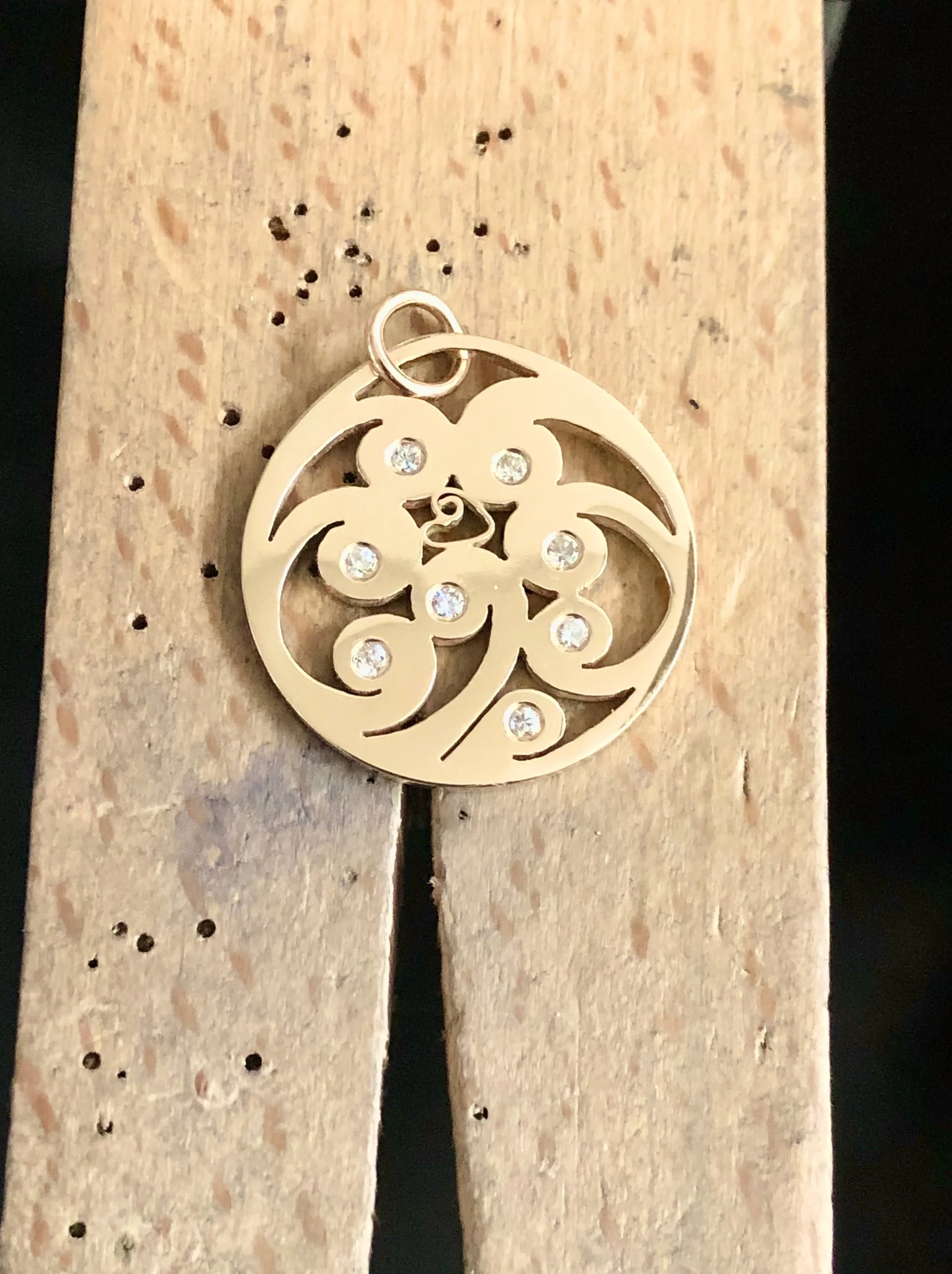 Koru Pattern & Flush Set Diamond Pendant