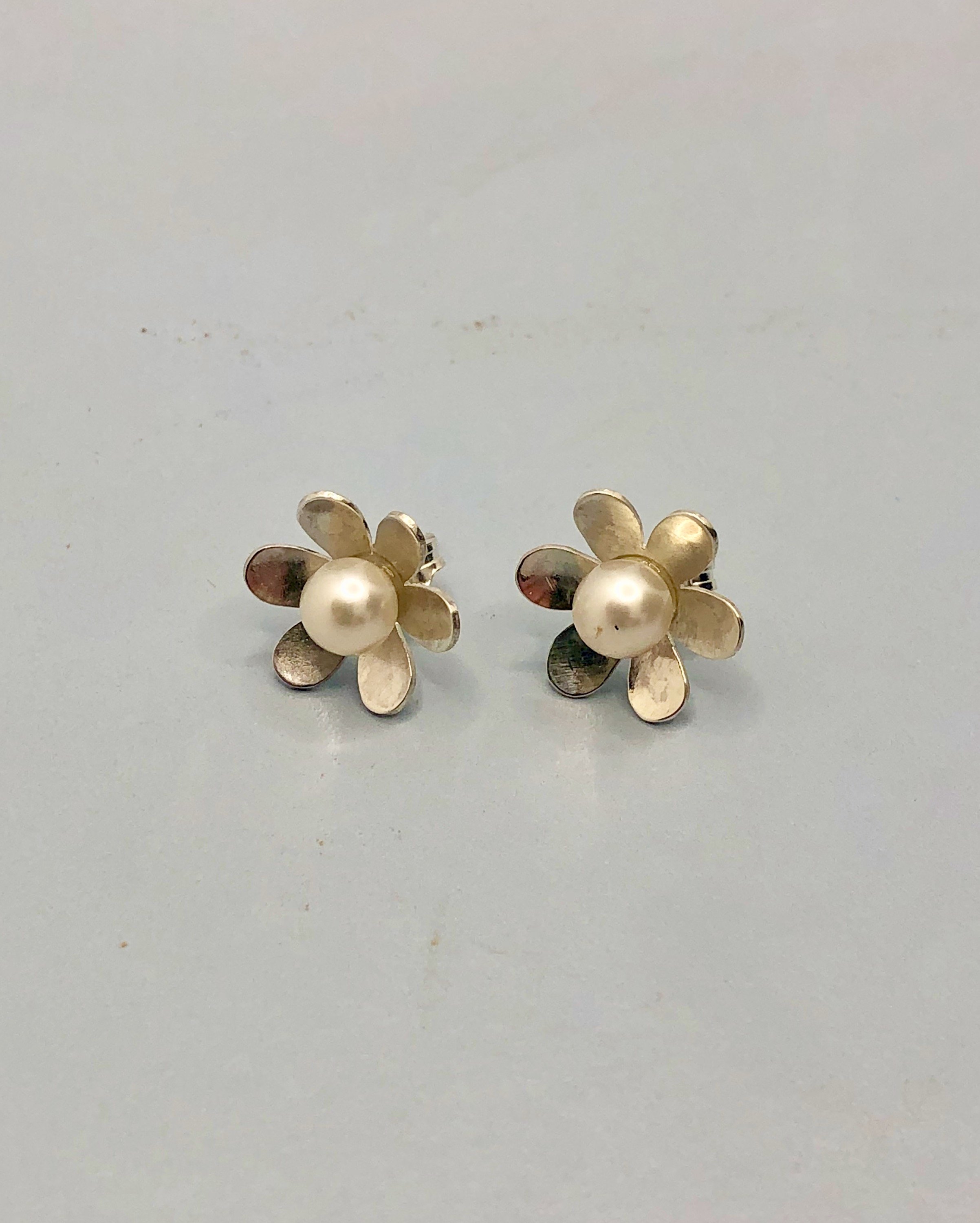 Sterling Silver & Pearl Studs