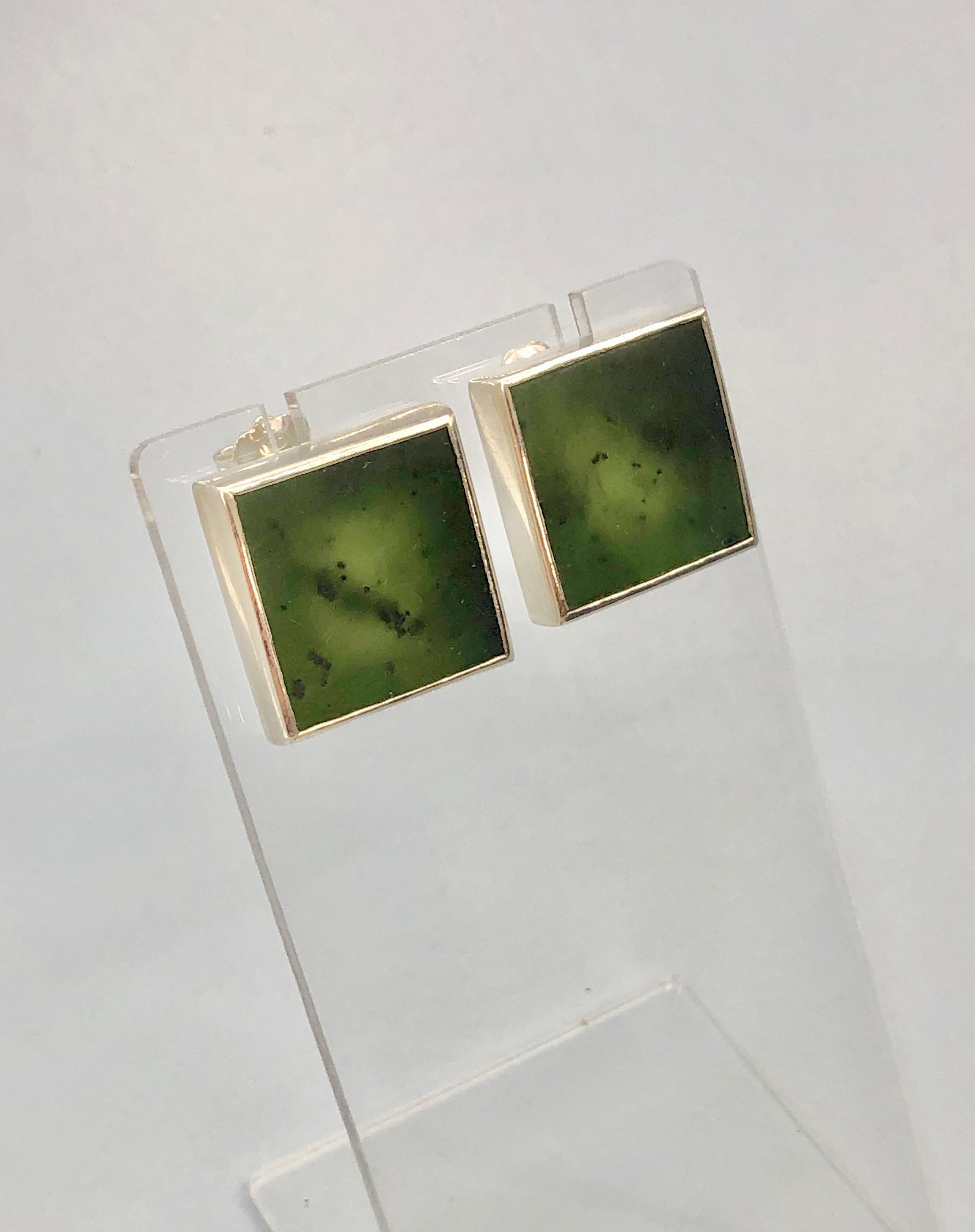 Kawakawa Pounamu & Silver Square Studs