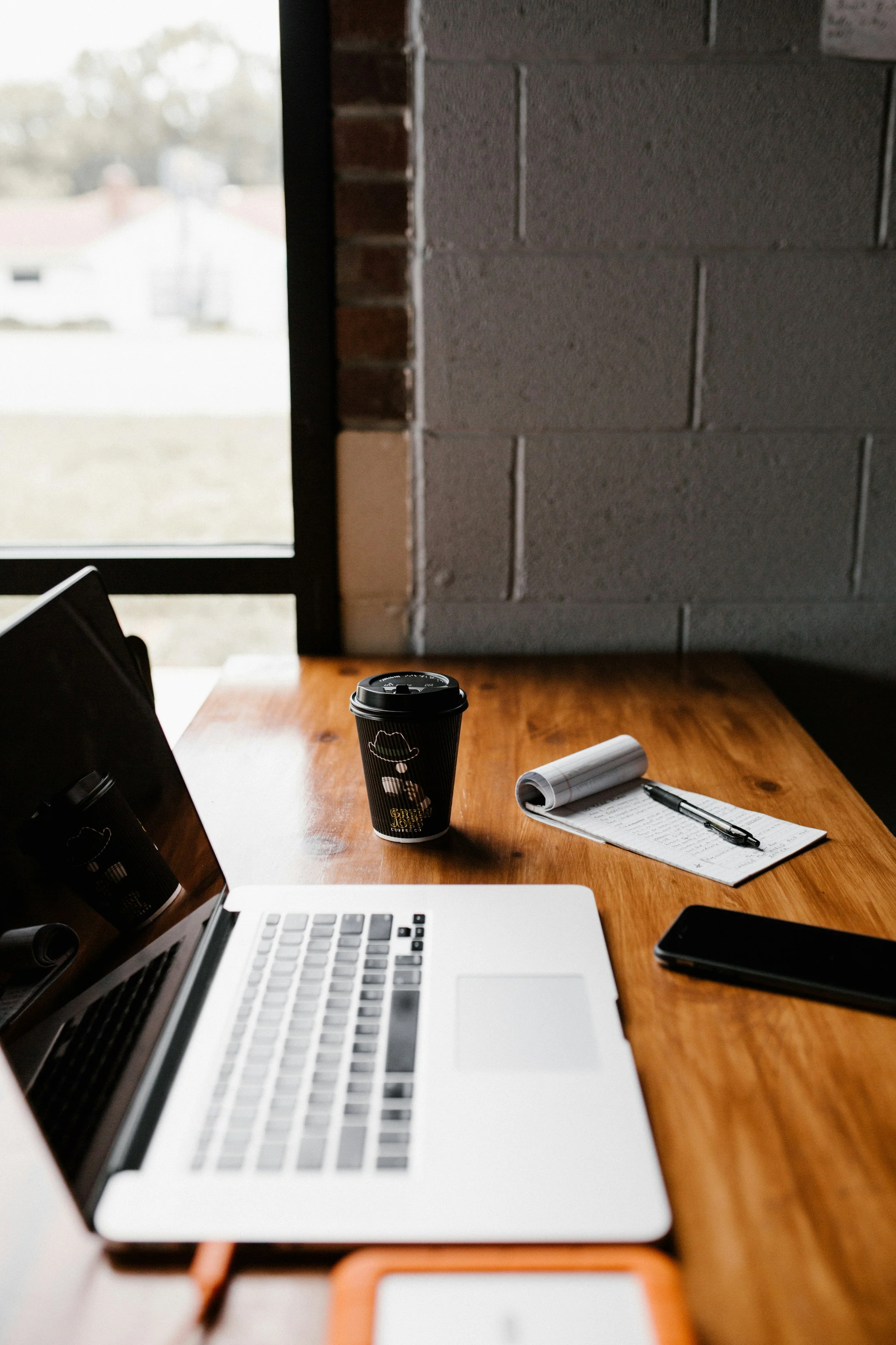 Balancing Screen Time and Mental Health: The Digital Age Dilemma for Students