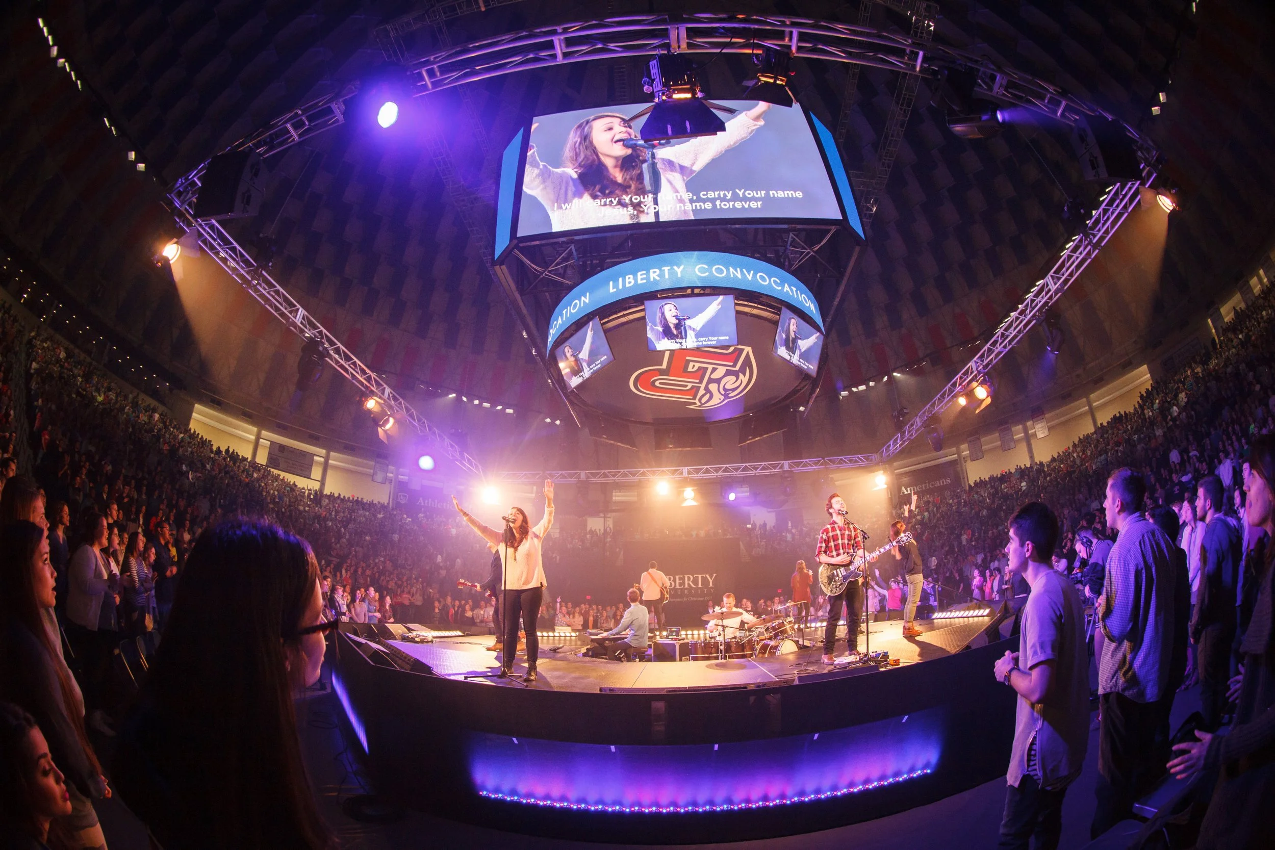 Kyle & Lauren Smith, Worship Leaders and Songwriters