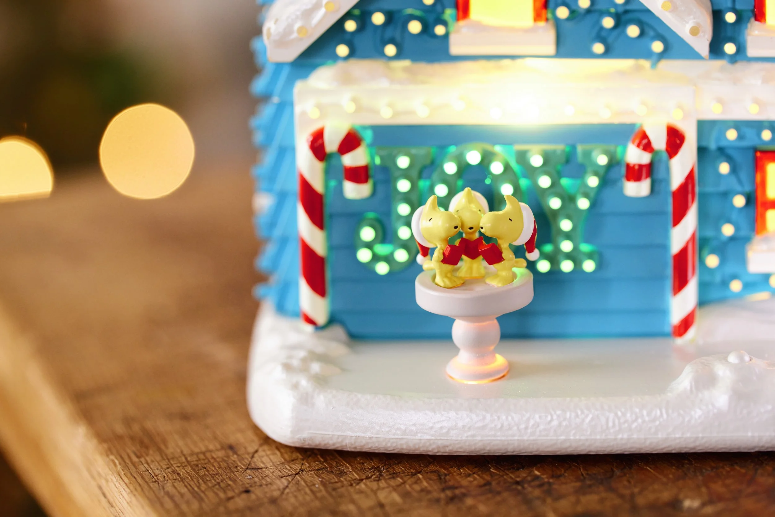 Styled by Sarah White   |   Art Direction Danielle Mousley