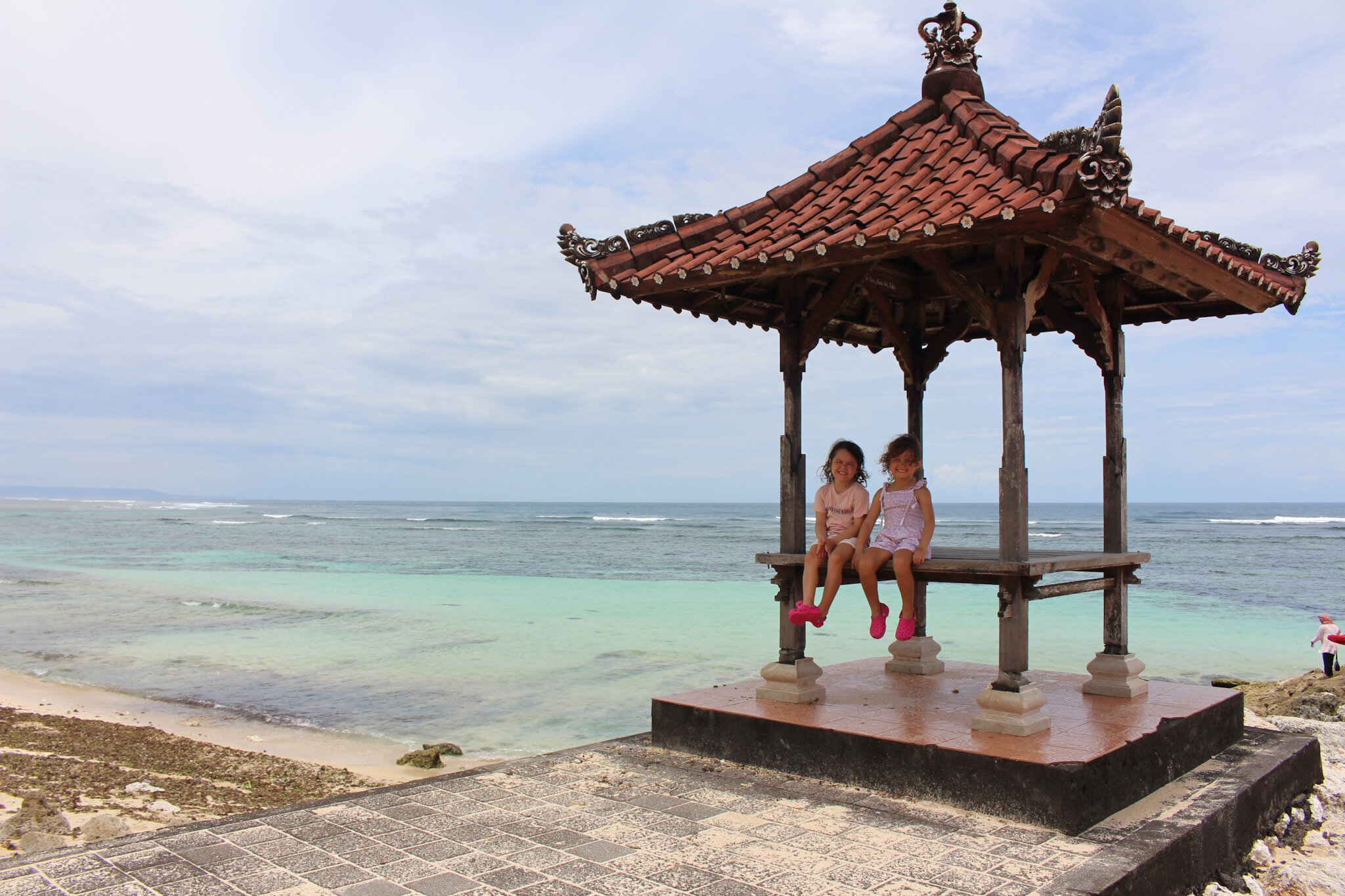 Girls in Bali.JPG