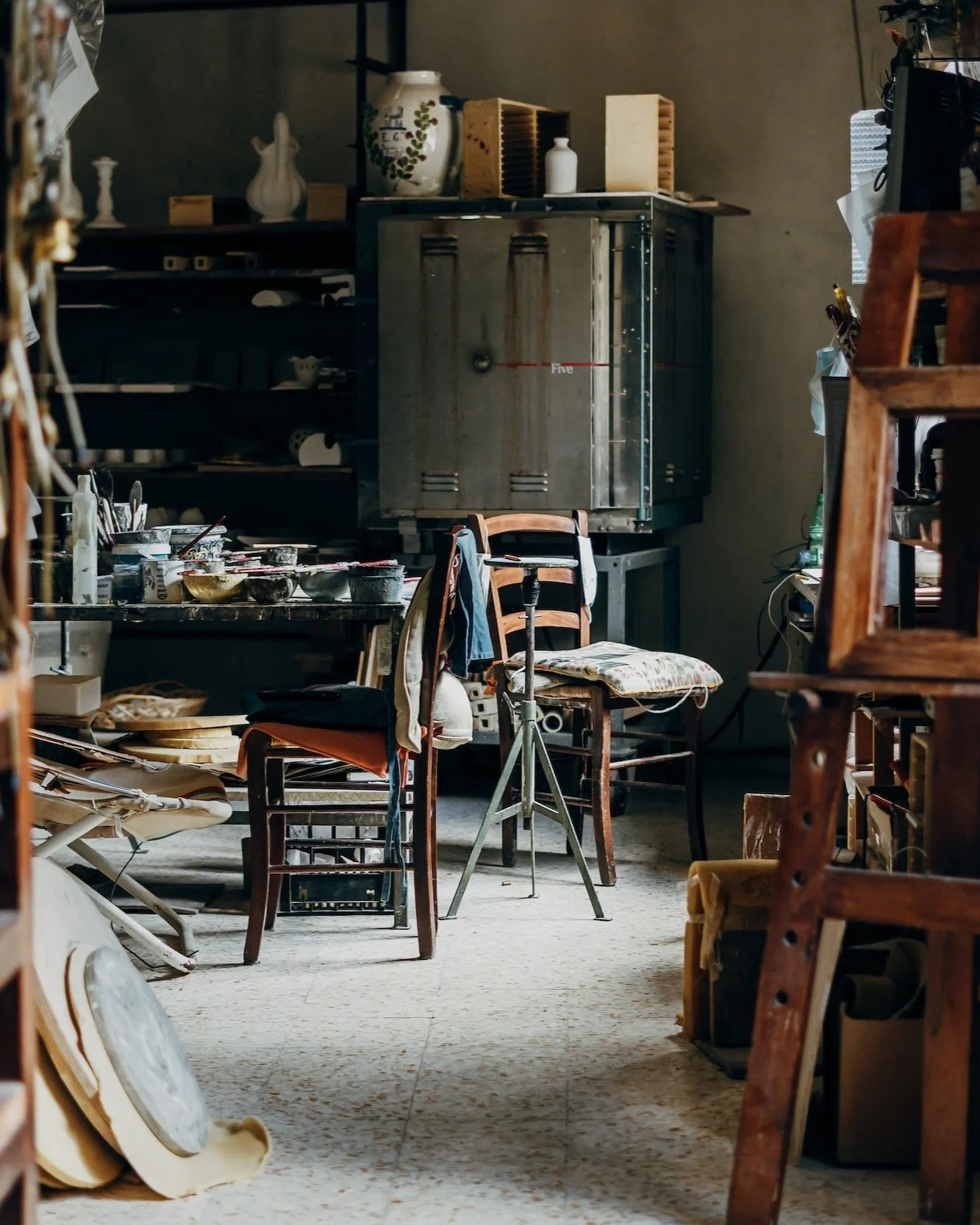 Flexible jobs for working artists