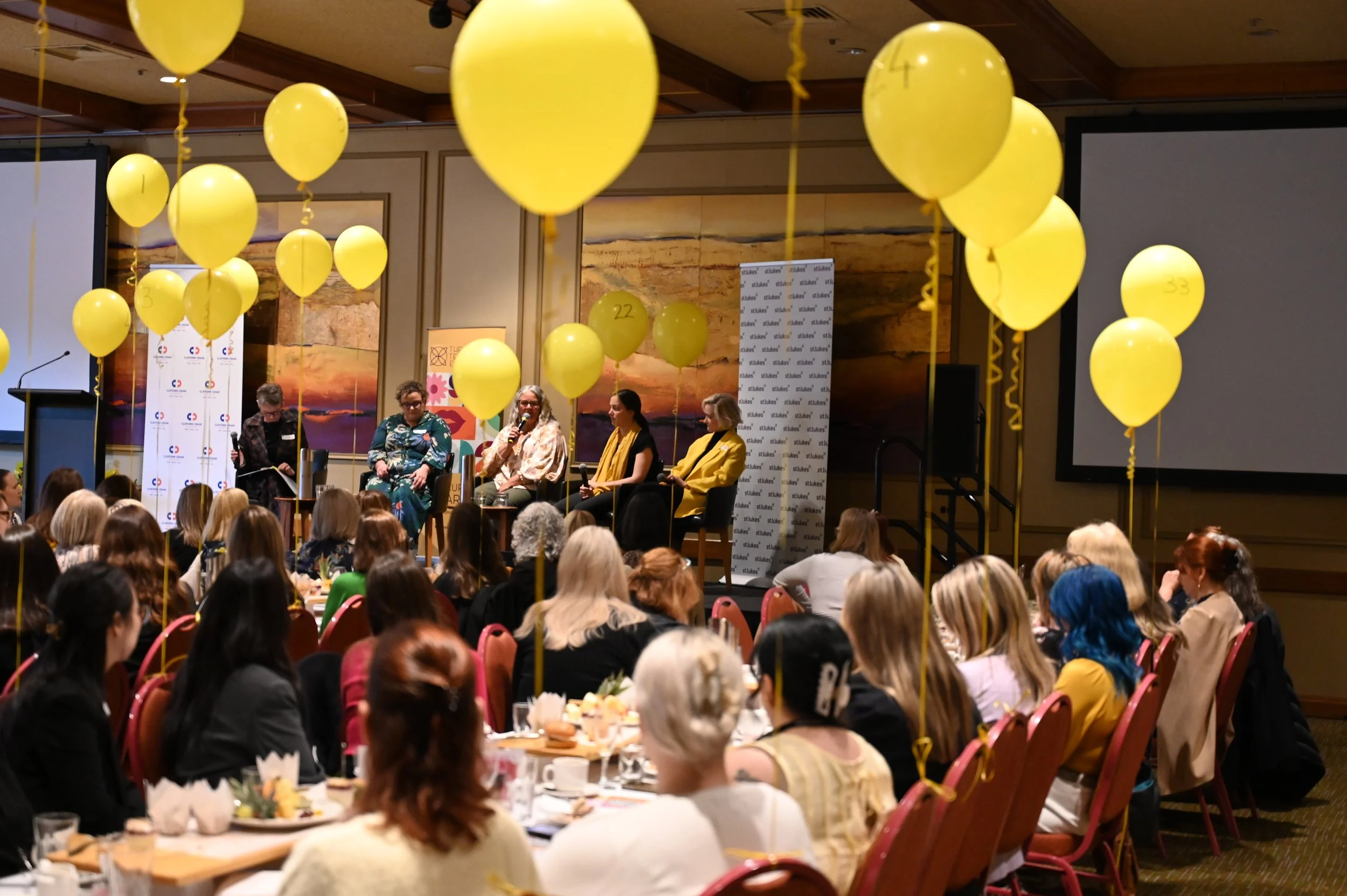 Yellow room for endo.JPG