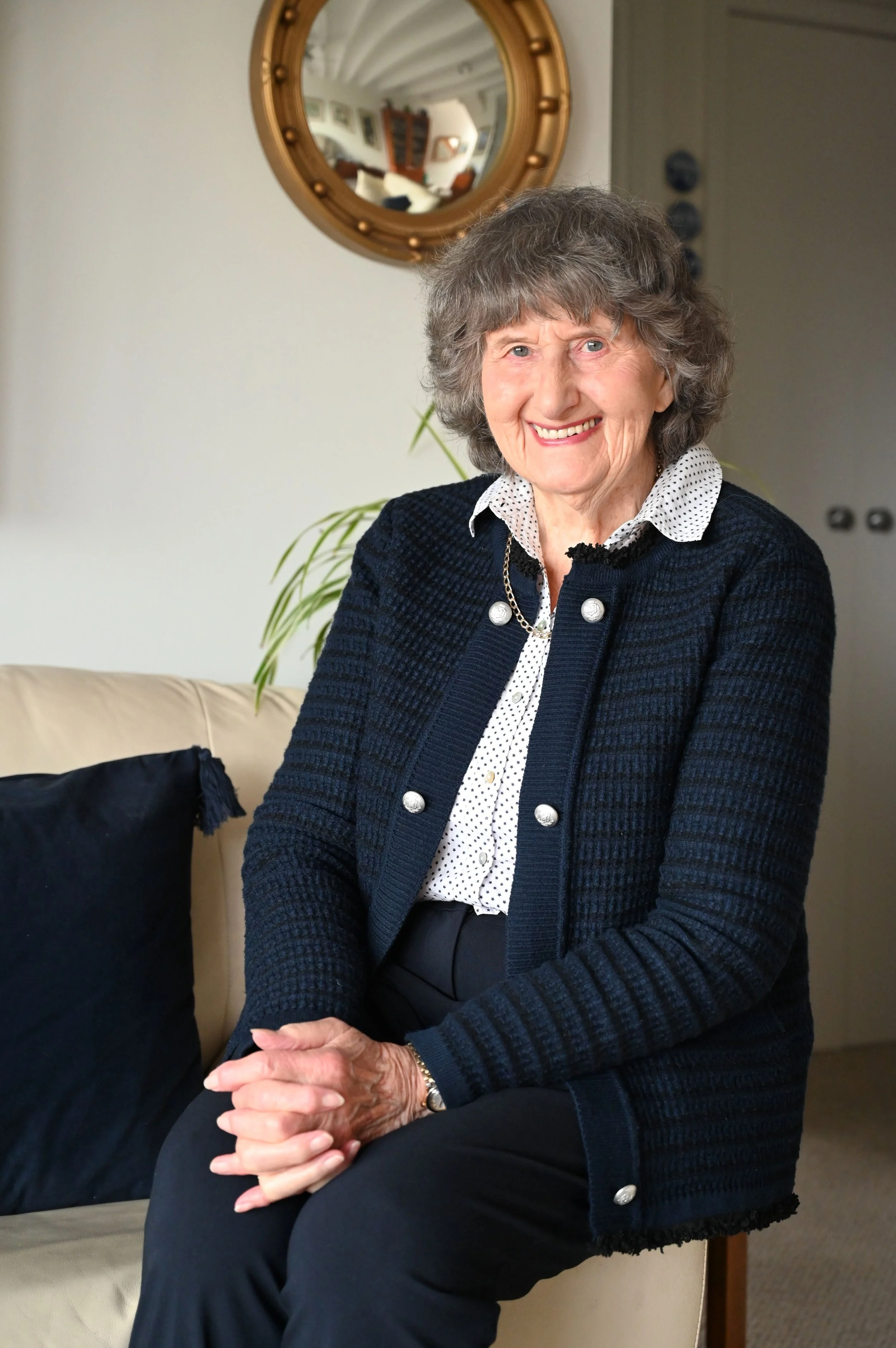 In memoriam: Juin Dobson (1933 - 2026)