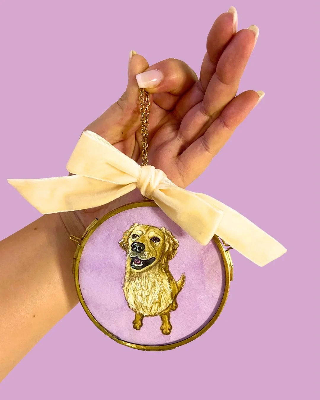 ✨Pet Portrait Ornaments this week!✨

Can&rsquo;t wait to get started on the new orders coming in. If you haven&rsquo;t yet, place an order for your own ornament on my Etsy Shop today! Linked in bio 🔗