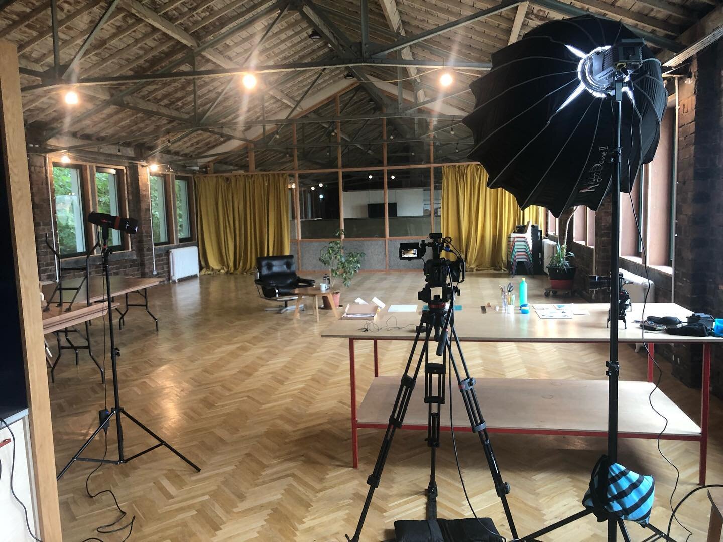 It&rsquo;s been a busy few weeks with lots of fun shoots in various locations. Here&rsquo;s a bunch of #bts from a few of them.
.
#mambovideoproduction #mambovideo #videoproduction #setlife #glasgow