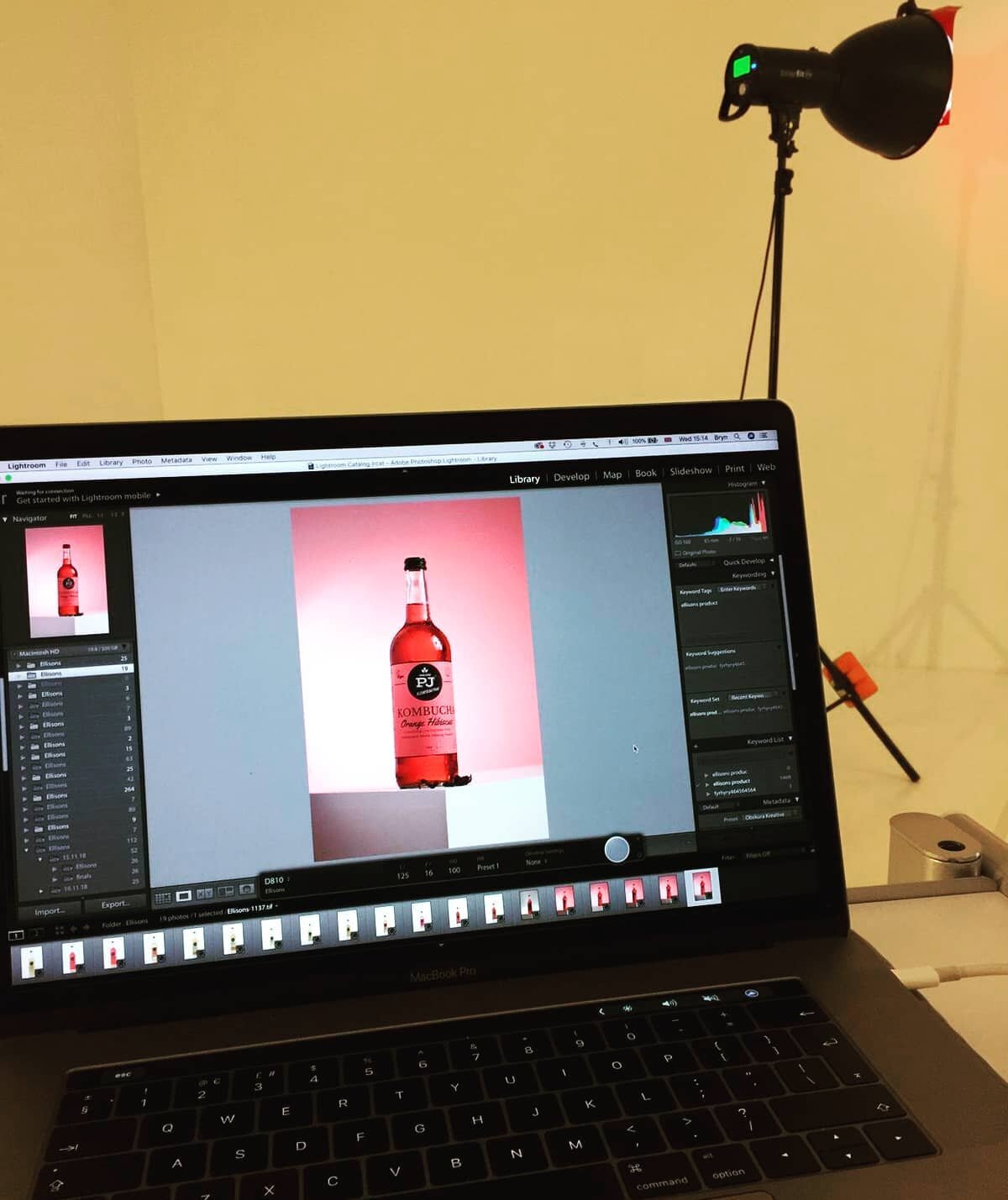 Testing our cunning plans for the @pj.kombucha shoot tomorrow. 

#photooftheday #photographylovers #photography #location #productphotography #commercialphotography #studio #studiolighting #studiophotography #roomset #roomscene #hassleblad #pjkombuch