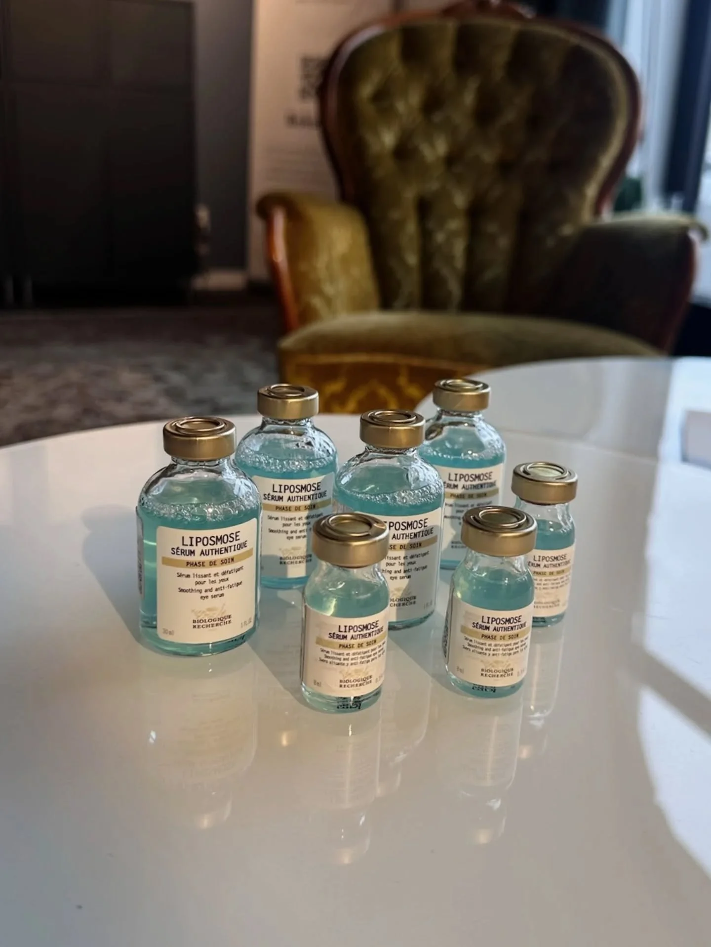 Dessa favoriter finns &aring;ter i lager!! 🩵

Liposmose serum f&ouml;r att motverka svullnad runt &ouml;gon eller &ouml;vriga ansiktet.

8 och 30 ml

@nathalie.sarashudvard