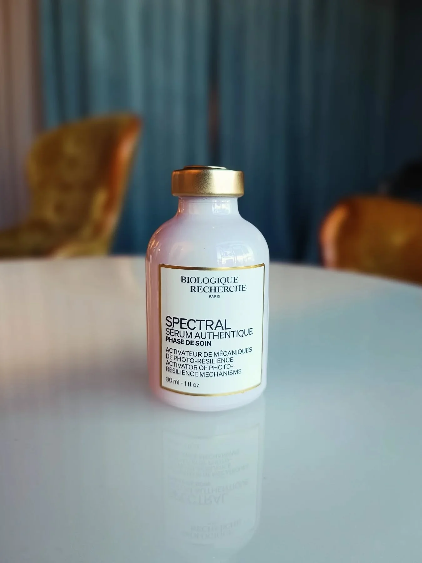 Nyhet fr&aring;n Biologique Recherche!
Spectral S&eacute;rum Authentique

Huden uts&auml;tts f&ouml;r olika typer av ljus varje dag.

Med Spectral kan du skydda och st&auml;rka hudens motst&aring;ndskraft mot skadligt ljus.