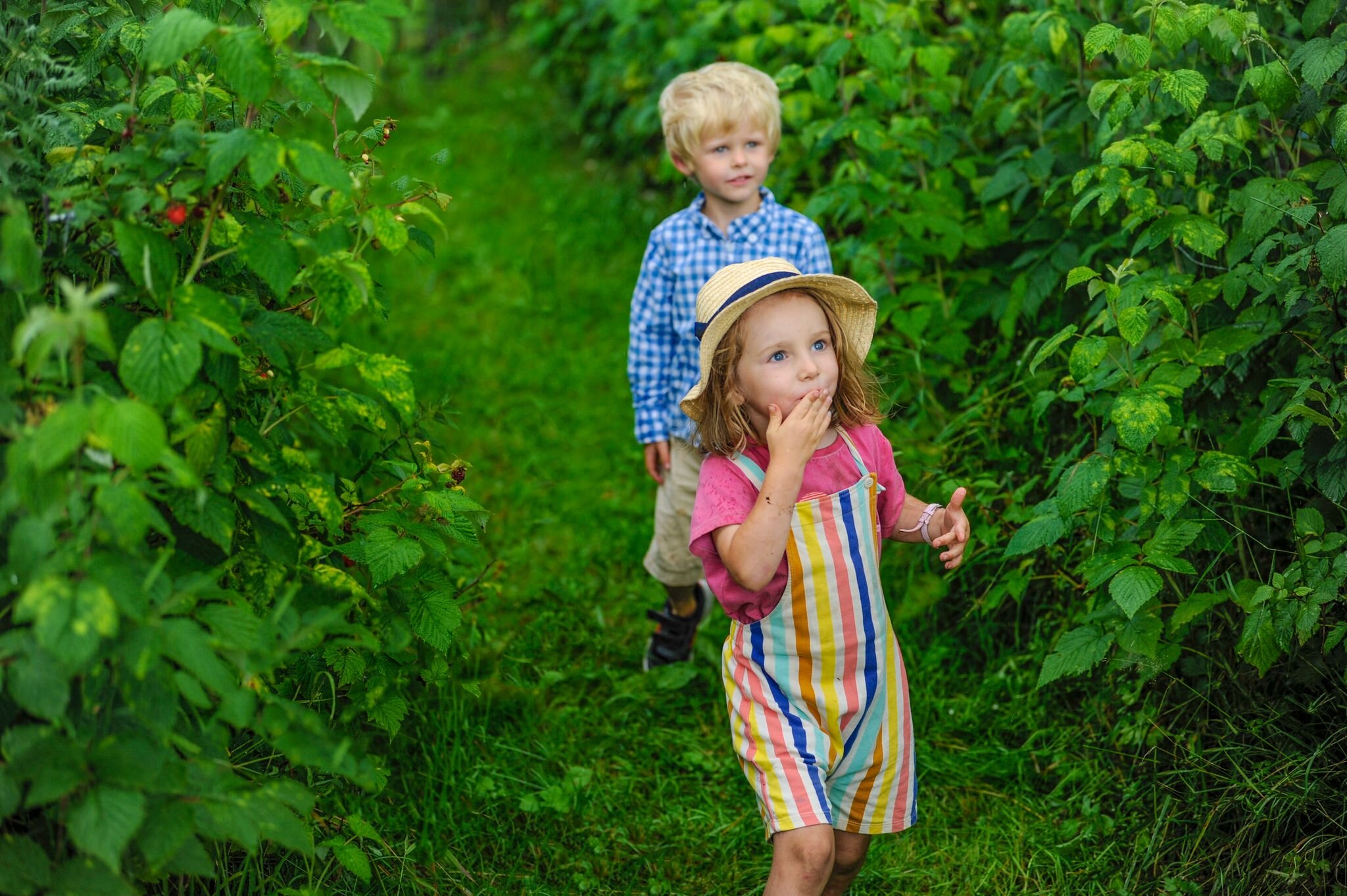 Søstrene Storaas barn og smaking.jpeg